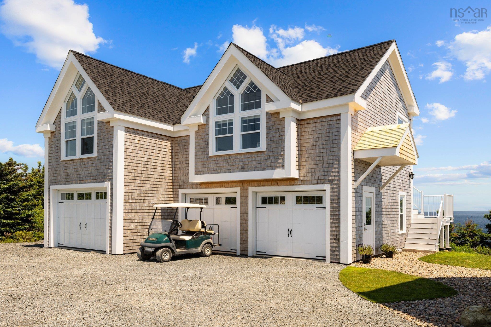 $2,900,000.00: 368 Middle Road, Kingsburg