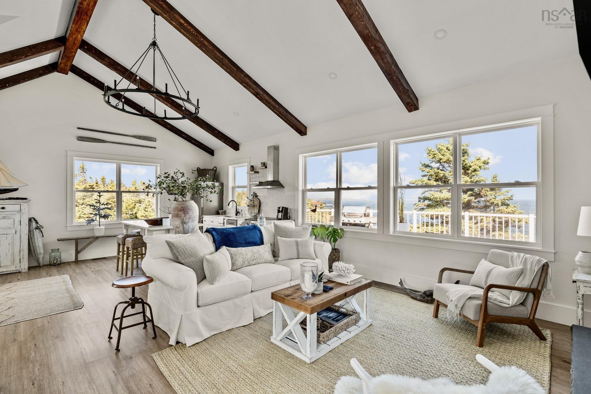 $2,900,000.00: 368 Middle Road, Kingsburg