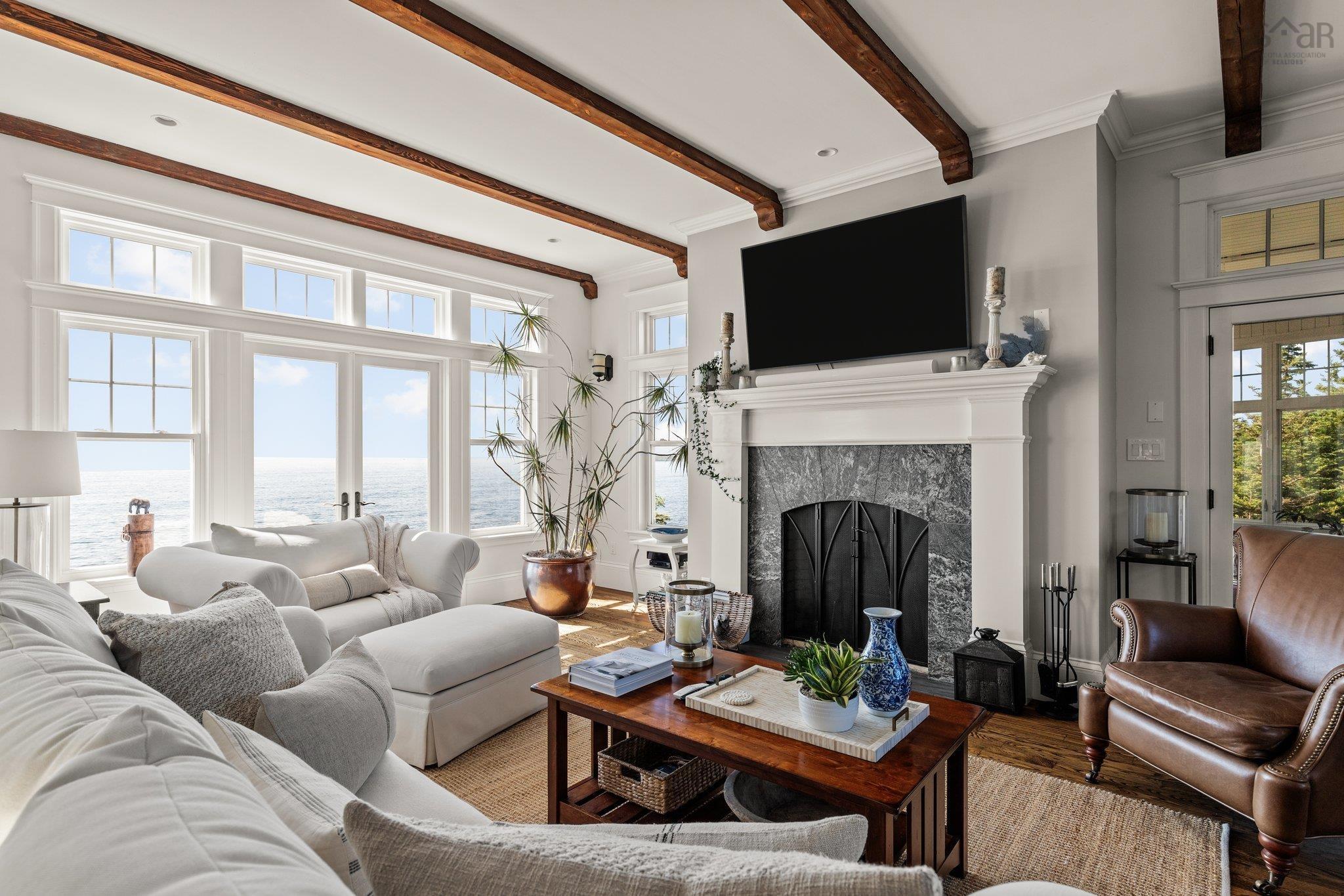 $2,900,000.00: 368 Middle Road, Kingsburg