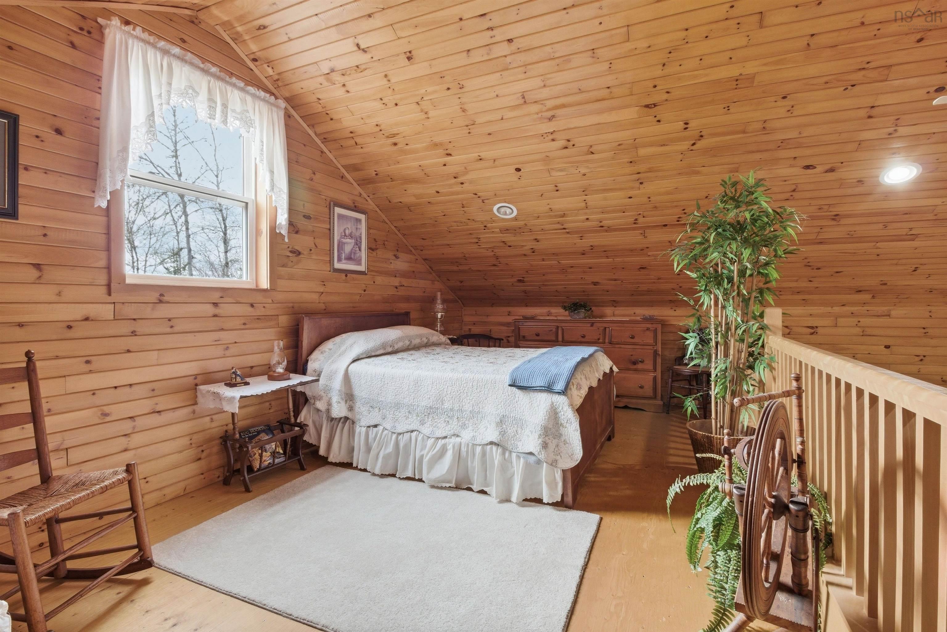 $639,900.00: 471 Beech Lane, Forties