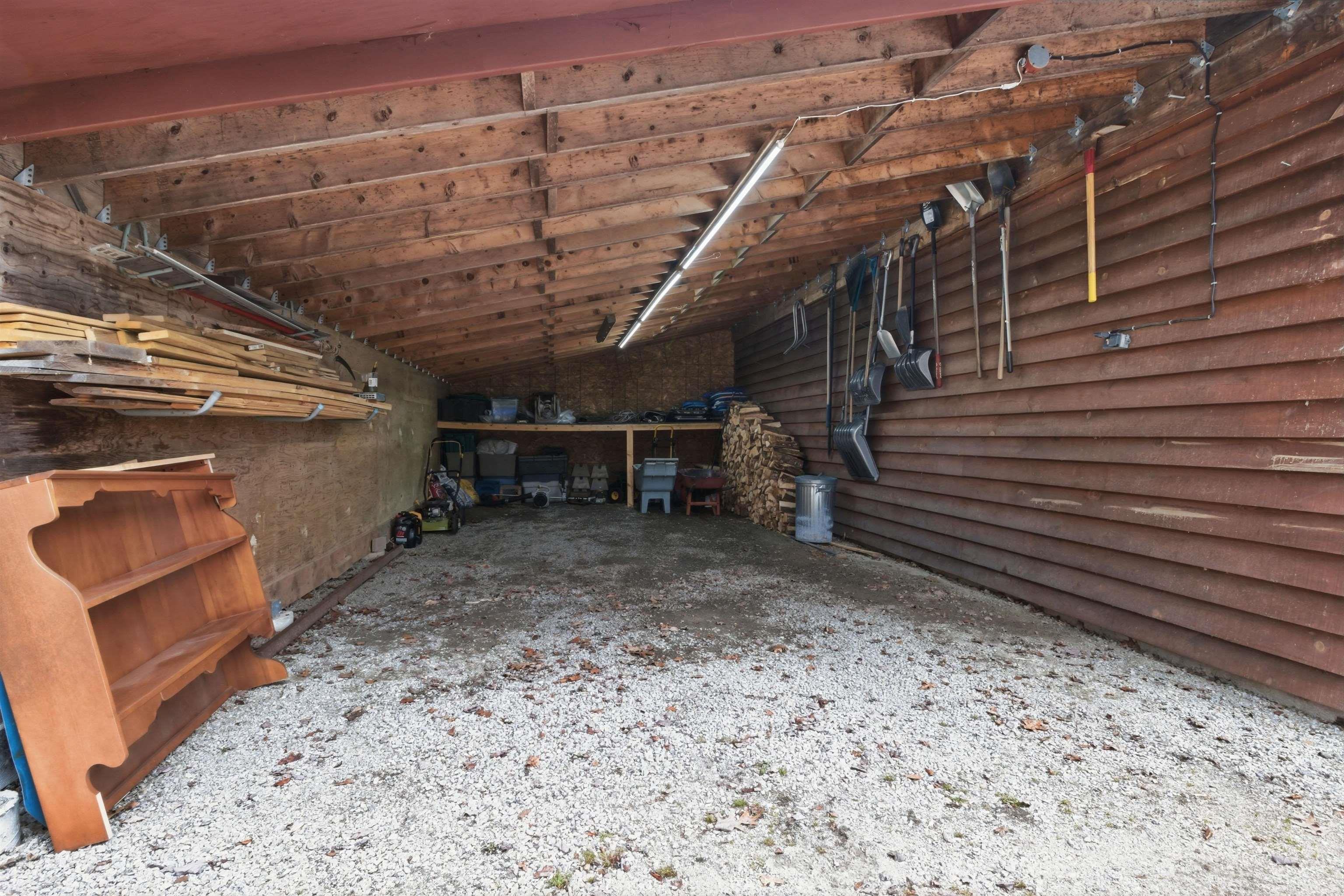 $639,900.00: 471 Beech Lane, Forties