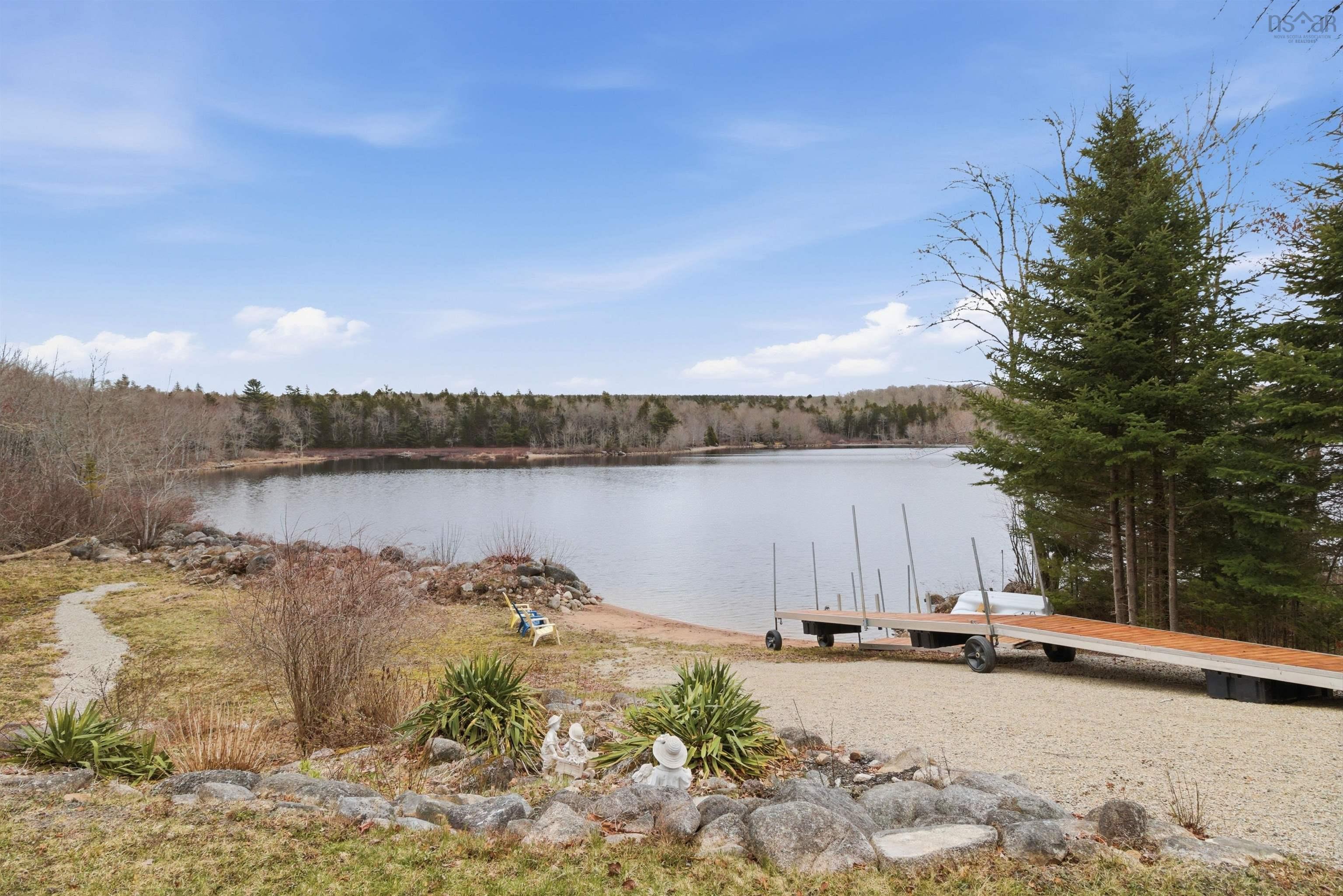 $639,900.00: 471 Beech Lane, Forties