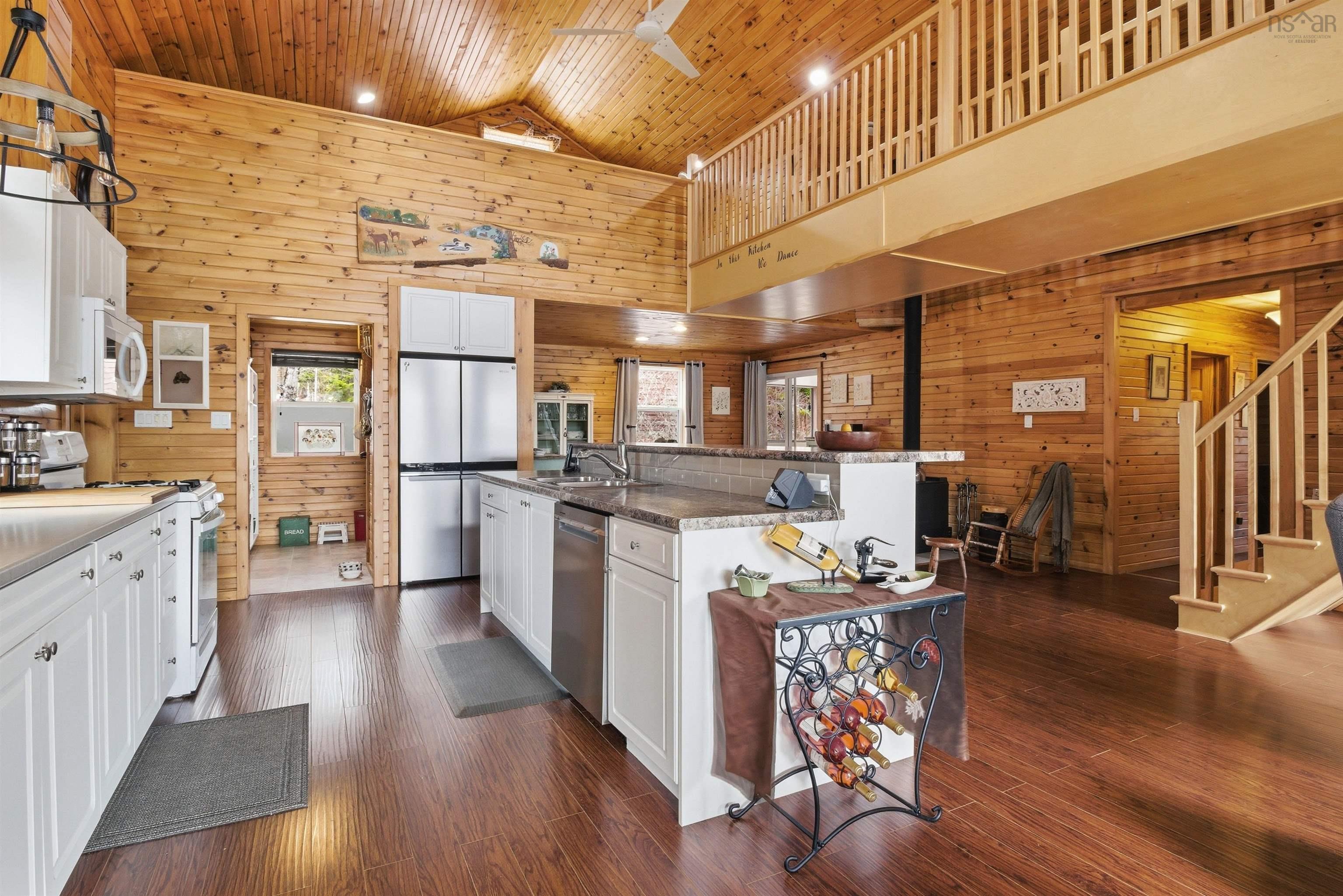 $639,900.00: 471 Beech Lane, Forties