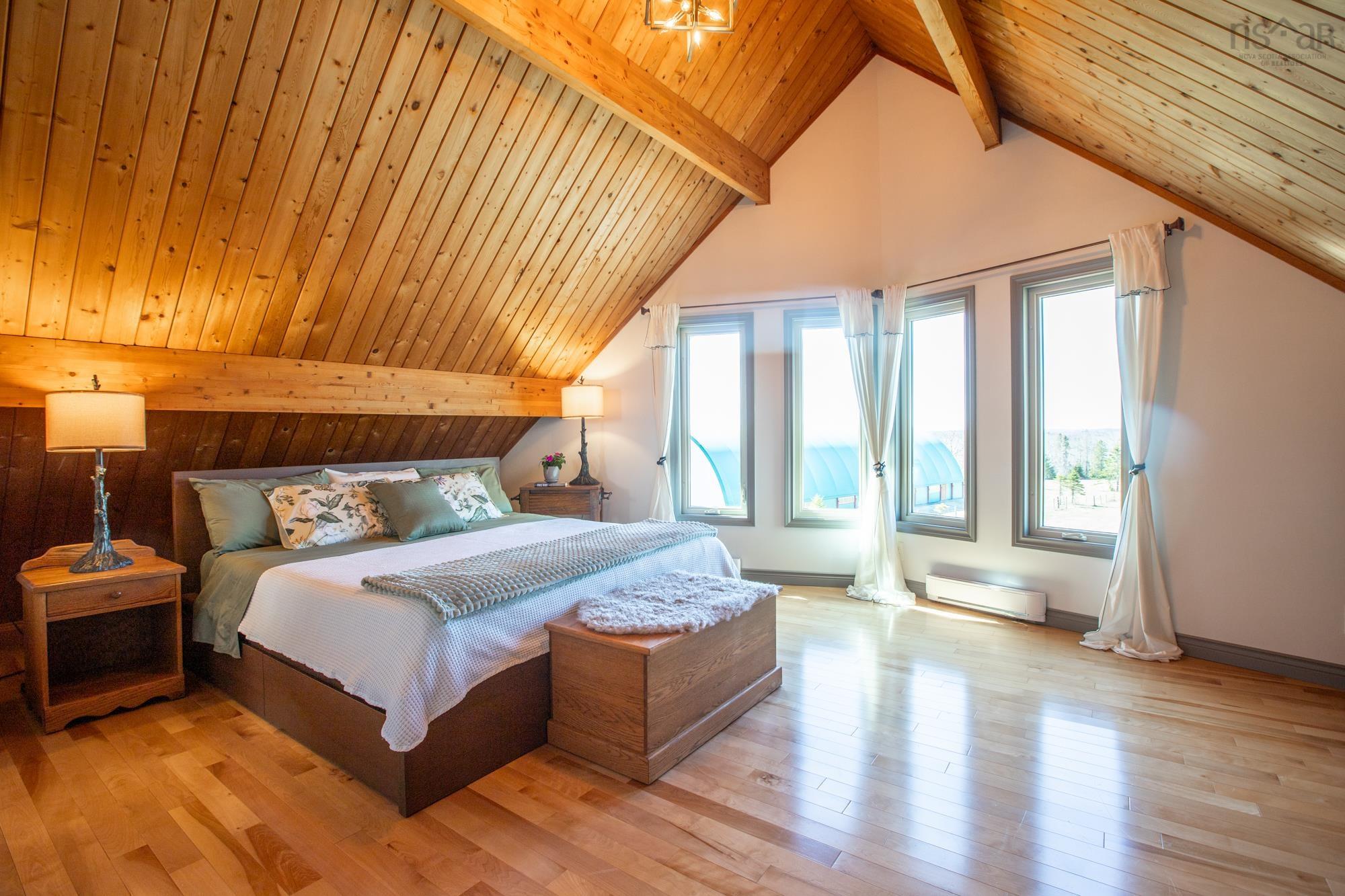 $1,375,000.00: 1389 South Rawdon Road, Hillsvale