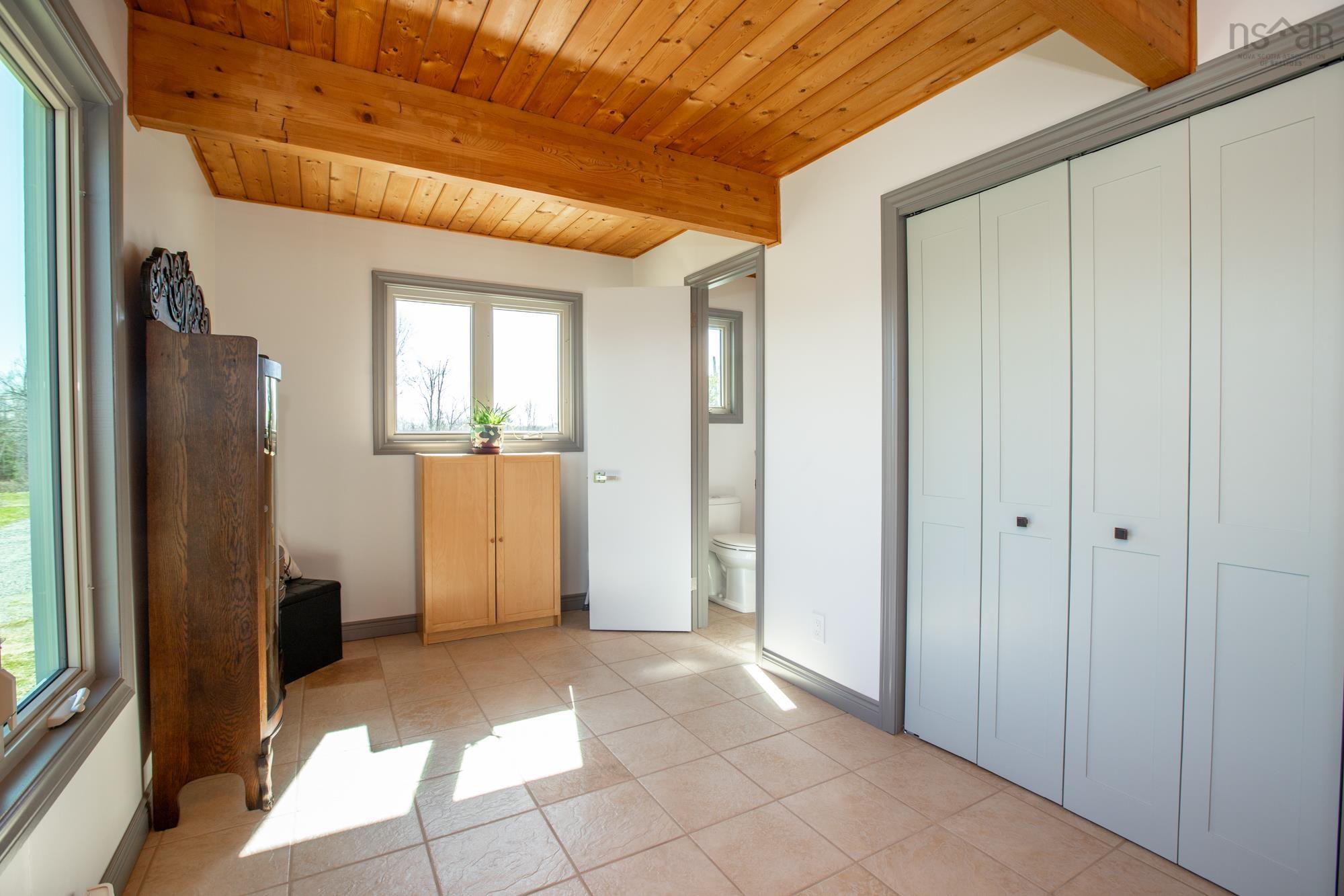 $1,375,000.00: 1389 South Rawdon Road, Hillsvale