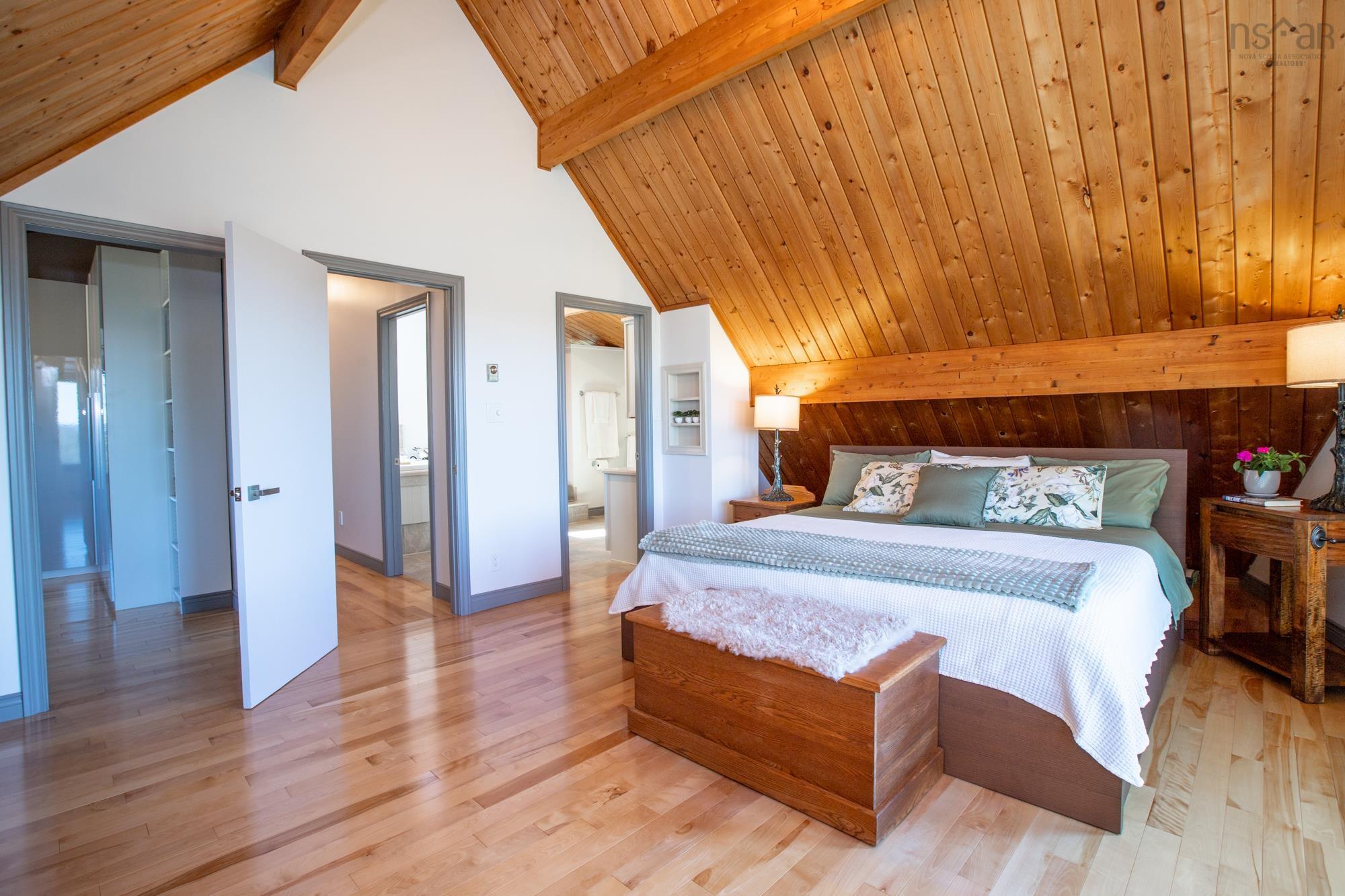 $1,375,000.00: 1389 South Rawdon Road, Hillsvale