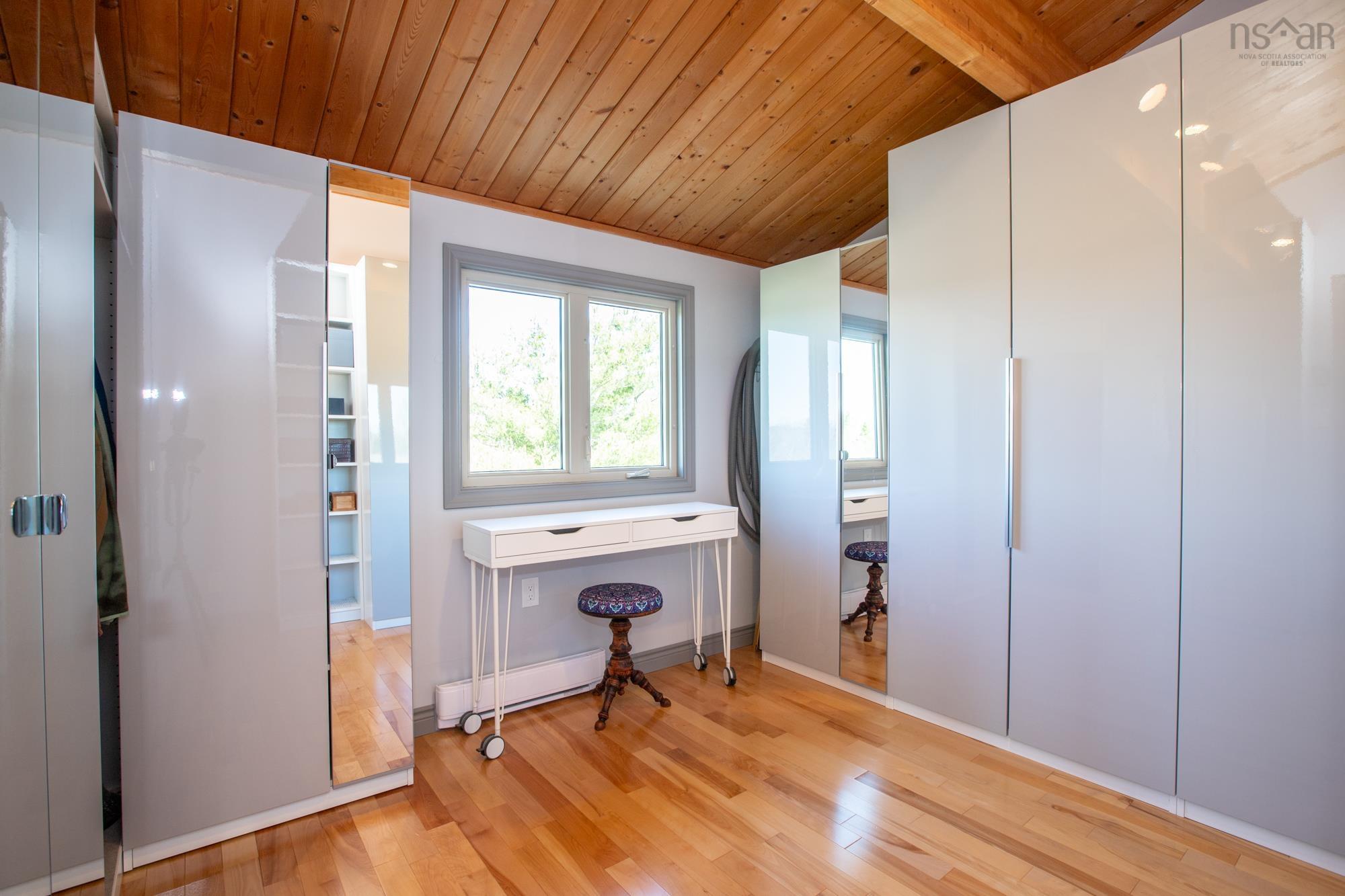 $1,375,000.00: 1389 South Rawdon Road, Hillsvale