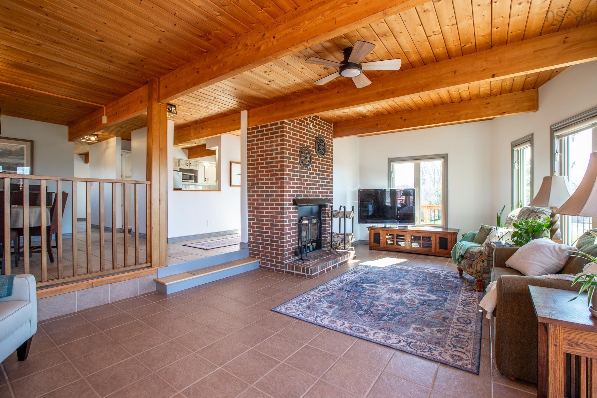 $1,375,000.00: 1389 South Rawdon Road, Hillsvale