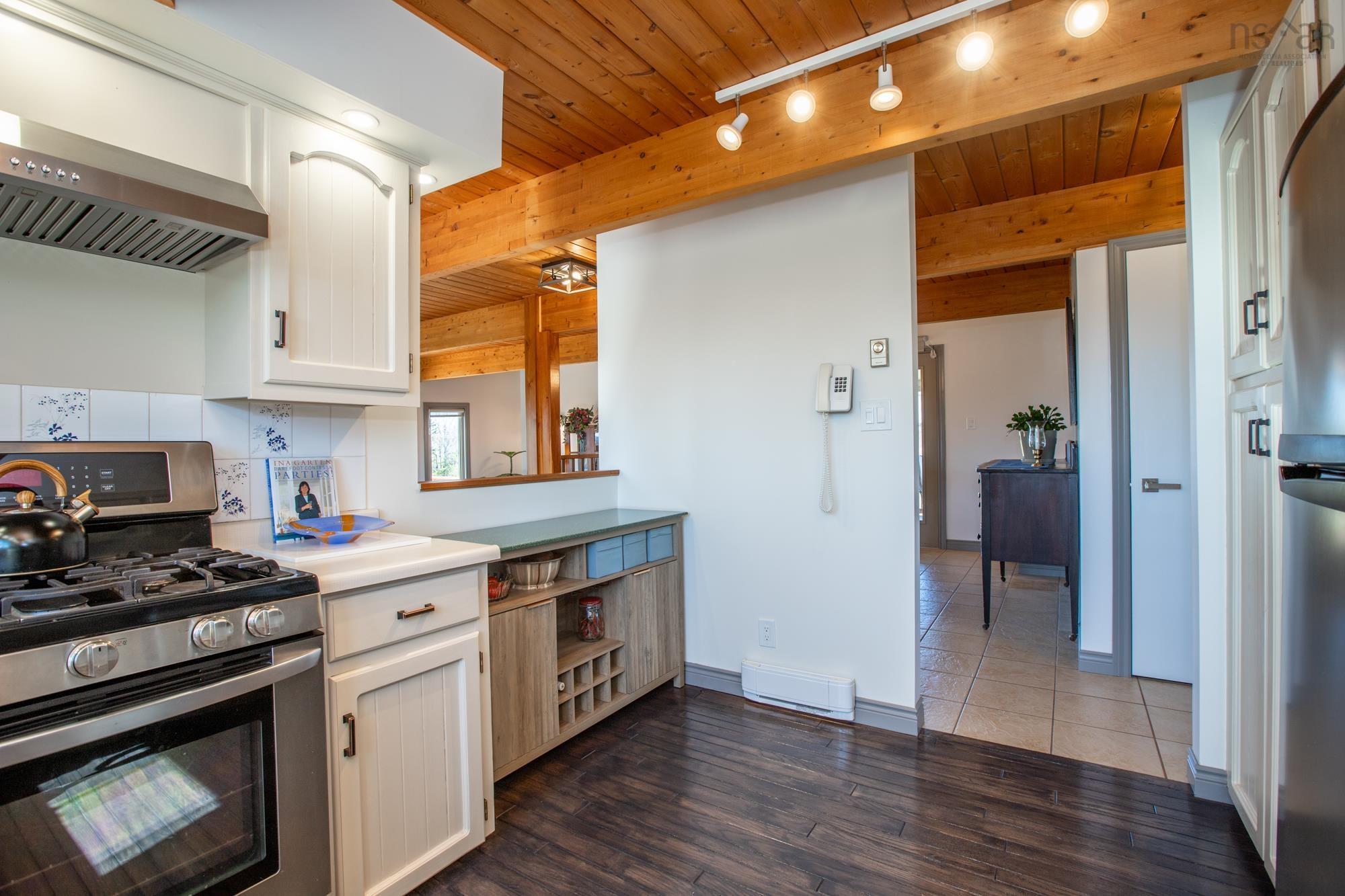 $1,375,000.00: 1389 South Rawdon Road, Hillsvale