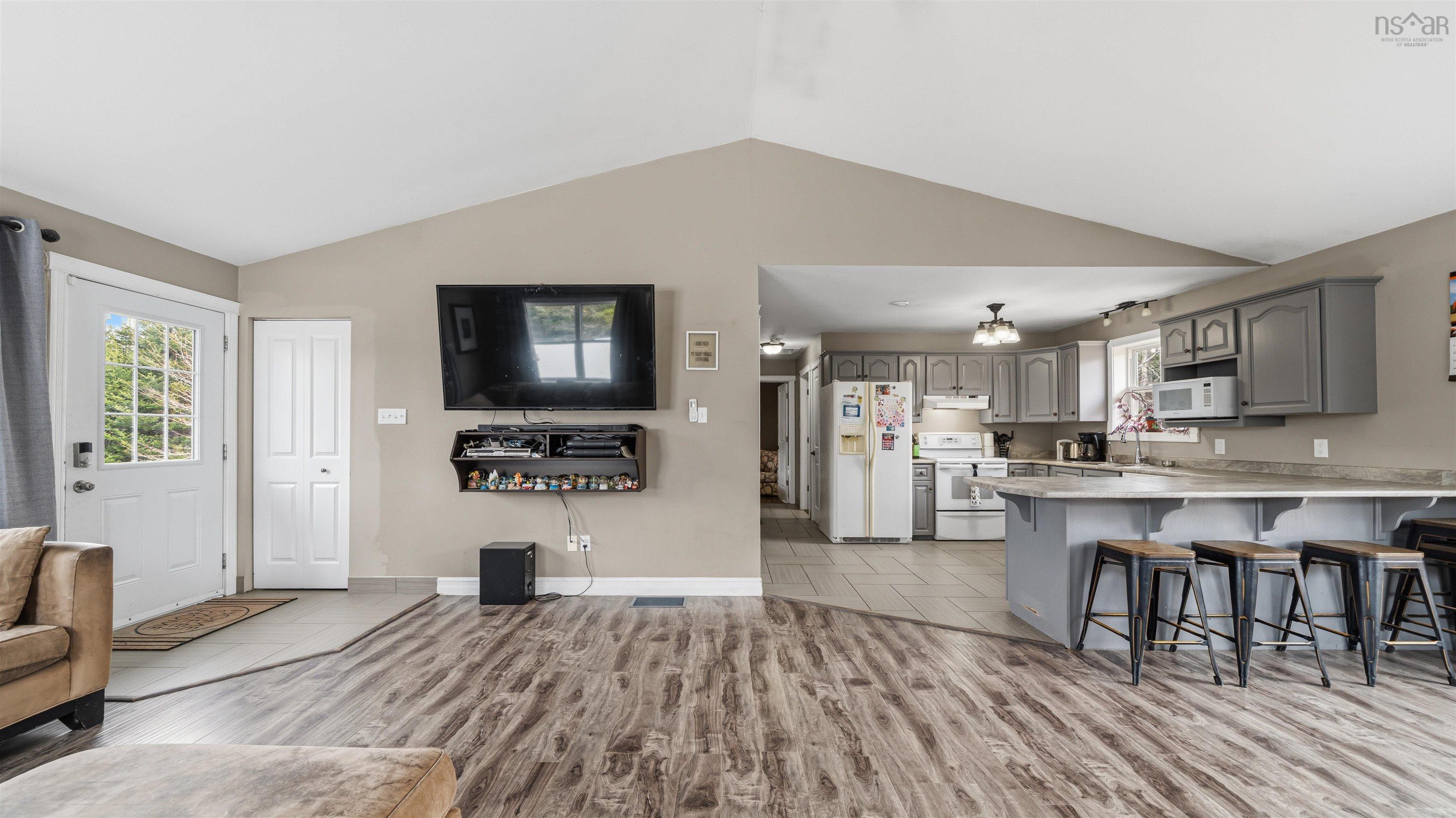 206 Les Collins Avenue, West Chezzetcook, NS (MLS 202608767)