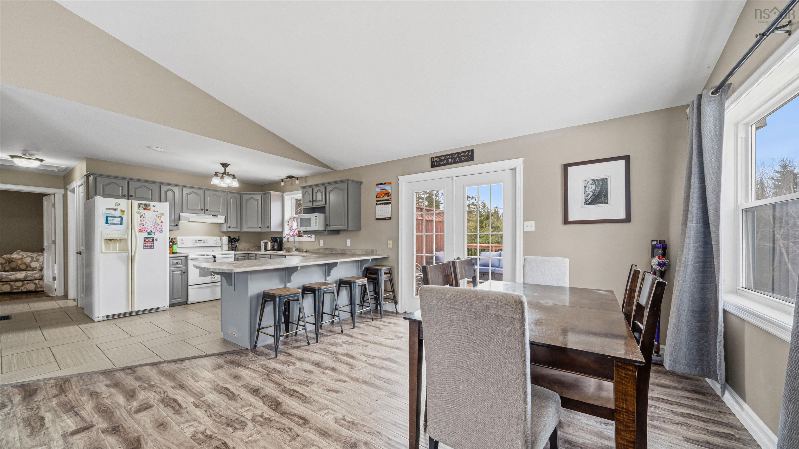 206 Les Collins Avenue, West Chezzetcook, NS (MLS 202608767)