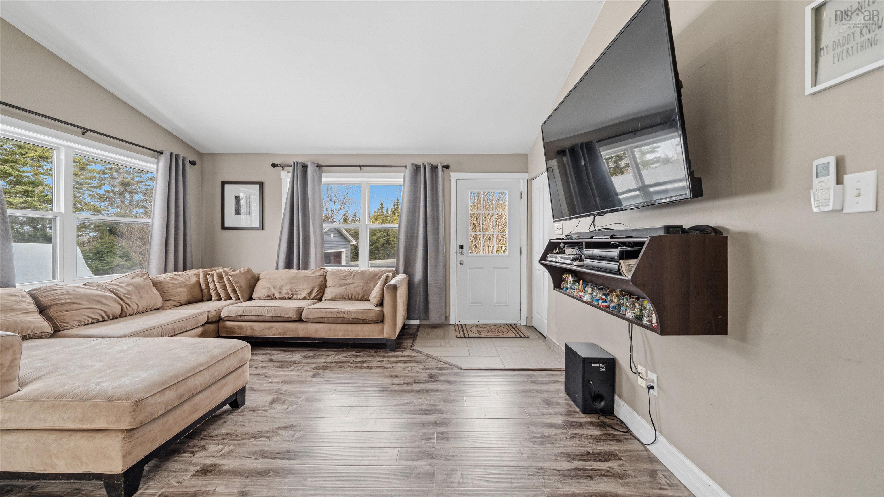 206 Les Collins Avenue, West Chezzetcook, NS (MLS 202608767)