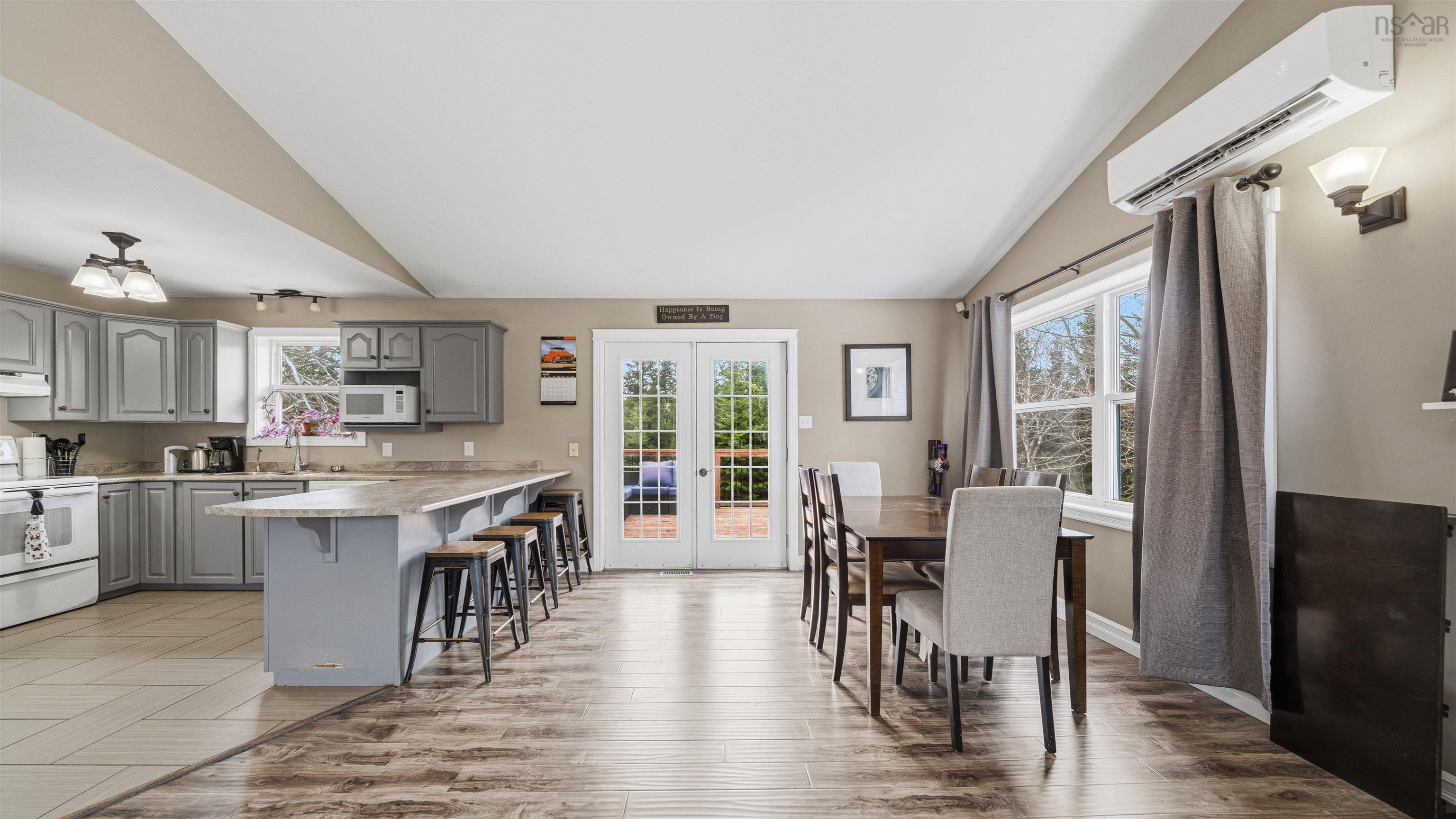 206 Les Collins Avenue, West Chezzetcook, NS (MLS 202608767)