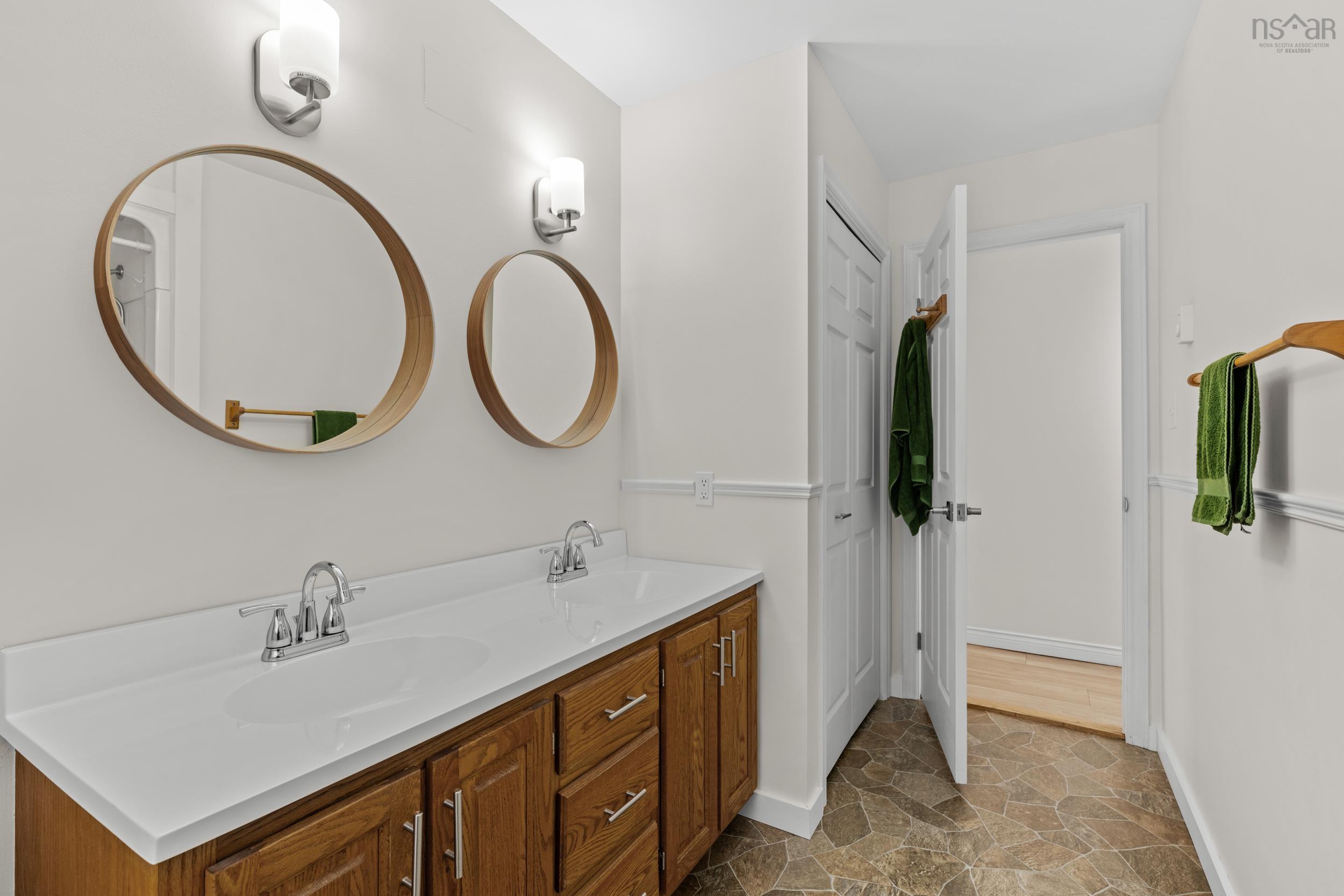 162 Sunnyvale Crescent, Lower Sackville, NS (MLS 202608768)