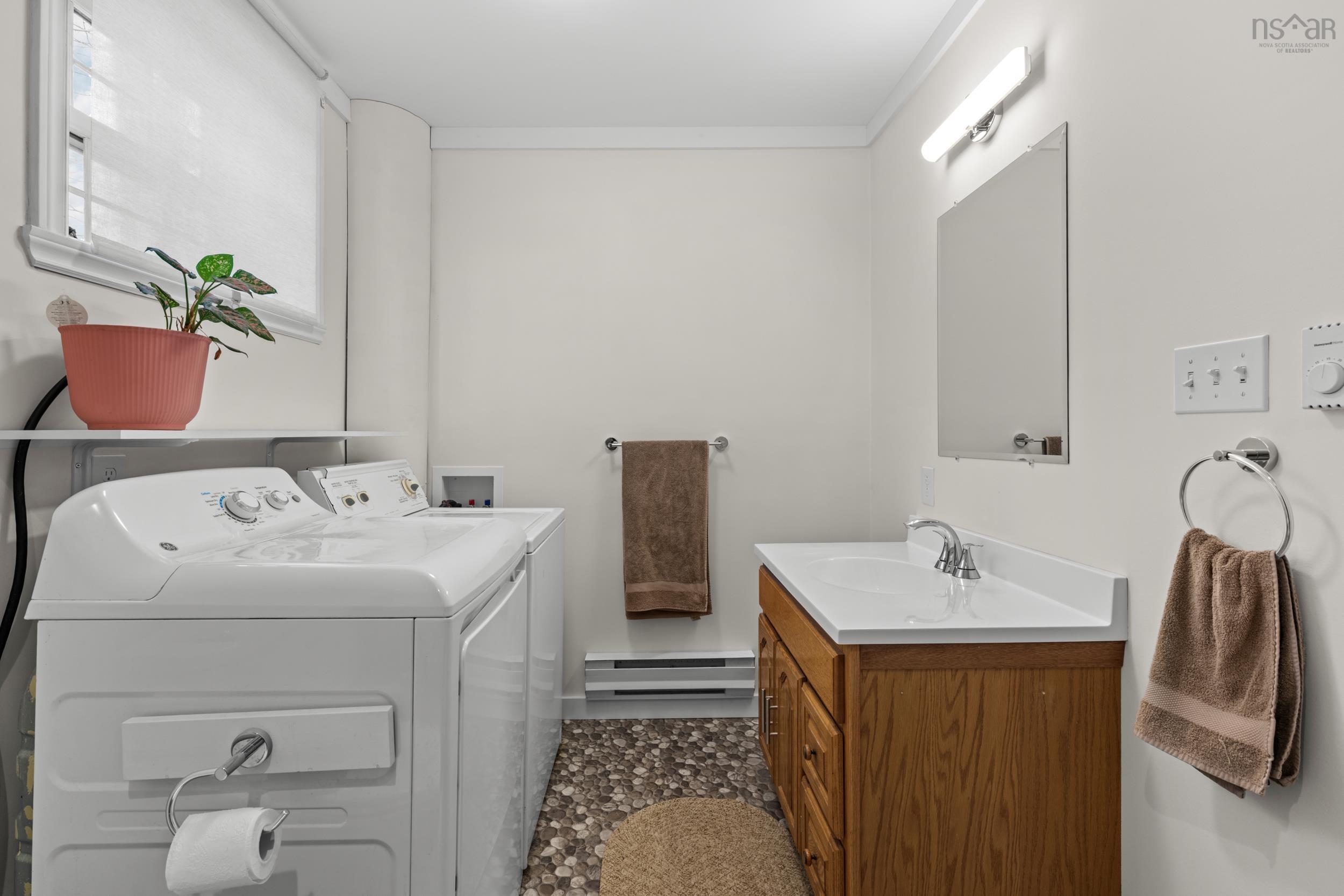 162 Sunnyvale Crescent, Lower Sackville, NS (MLS 202608768)