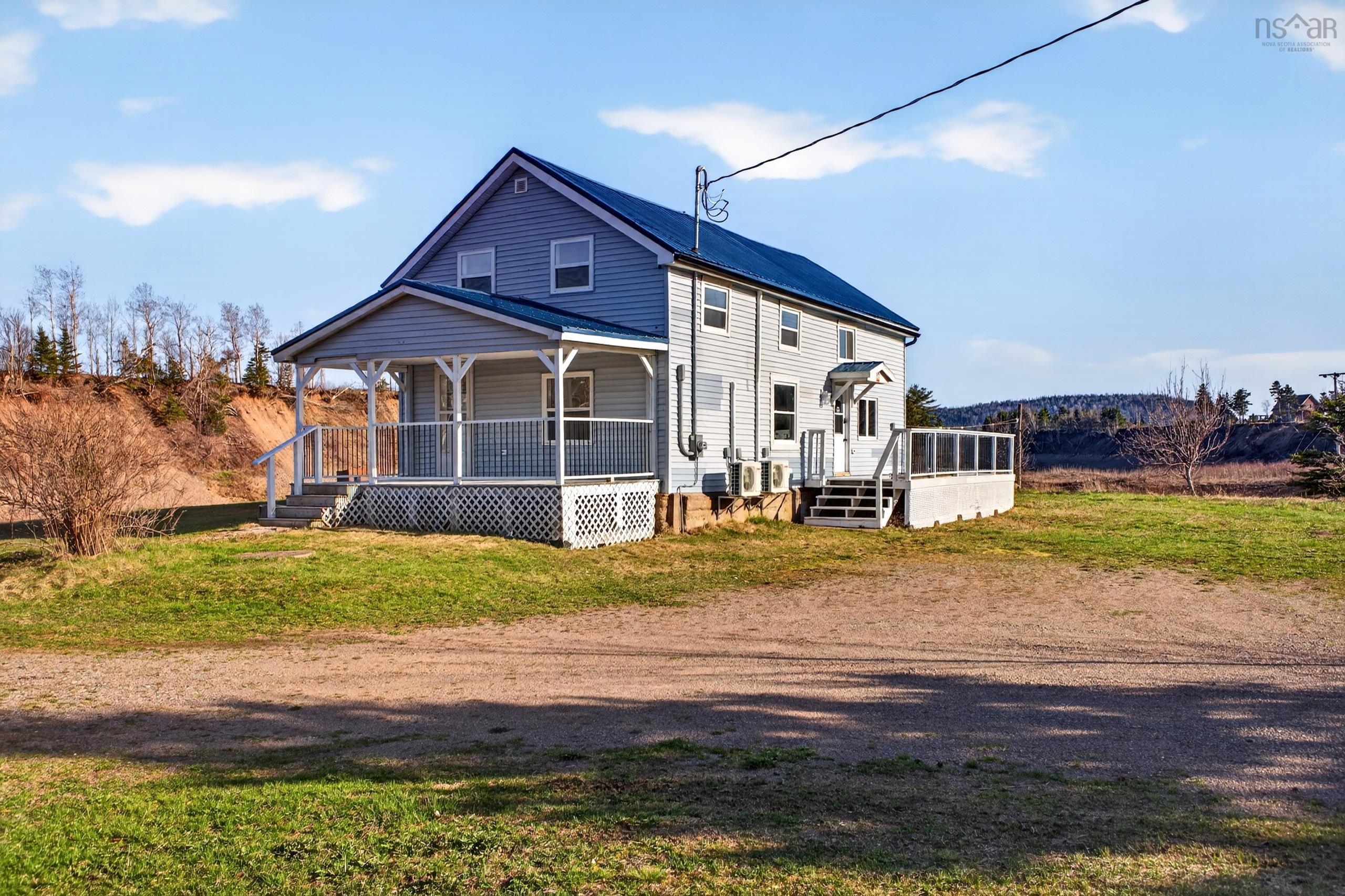 $195,000.00: 376 Highway 2 Highway, Lower Five Islands