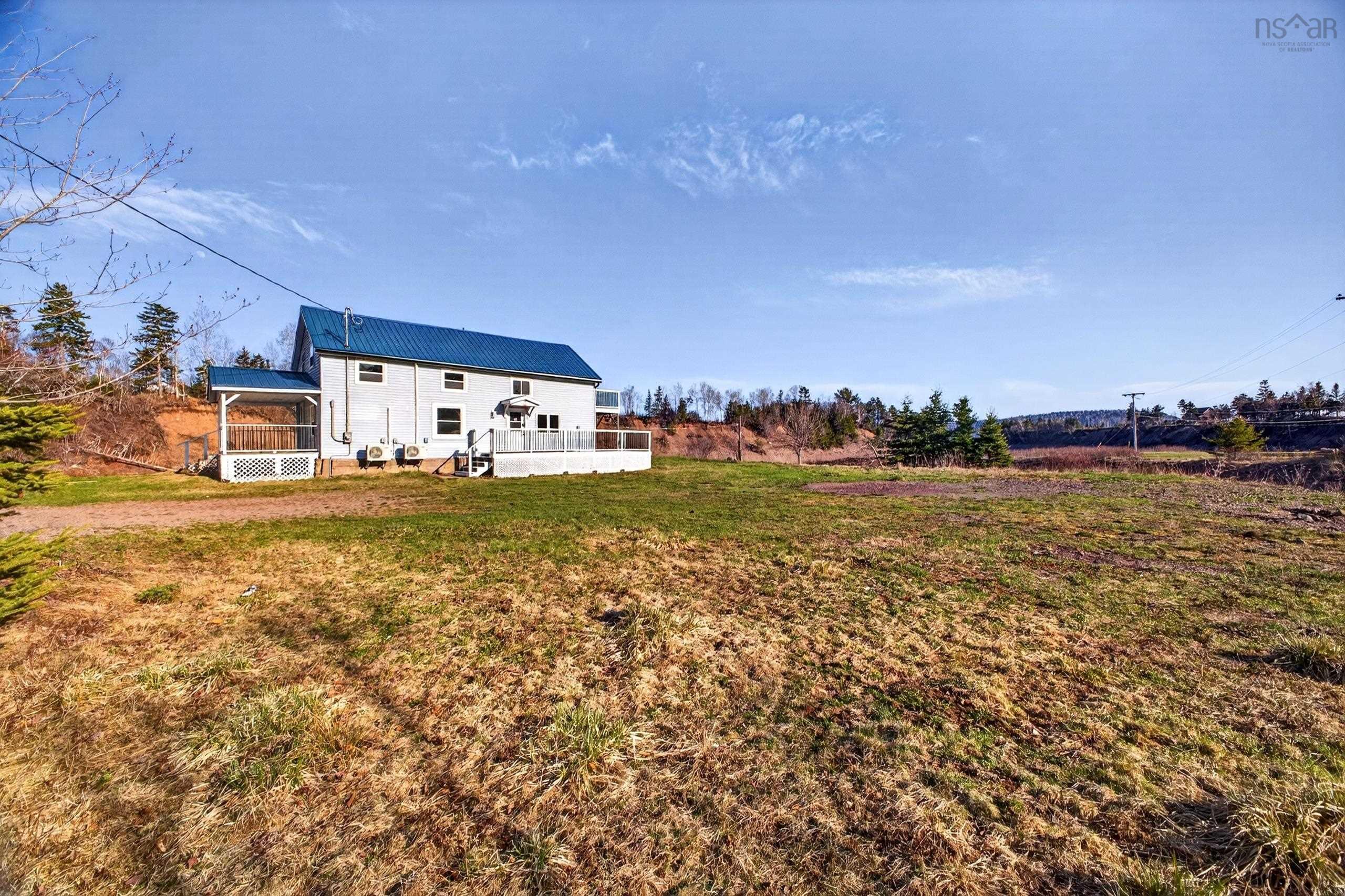 $195,000.00: 376 Highway 2 Highway, Lower Five Islands