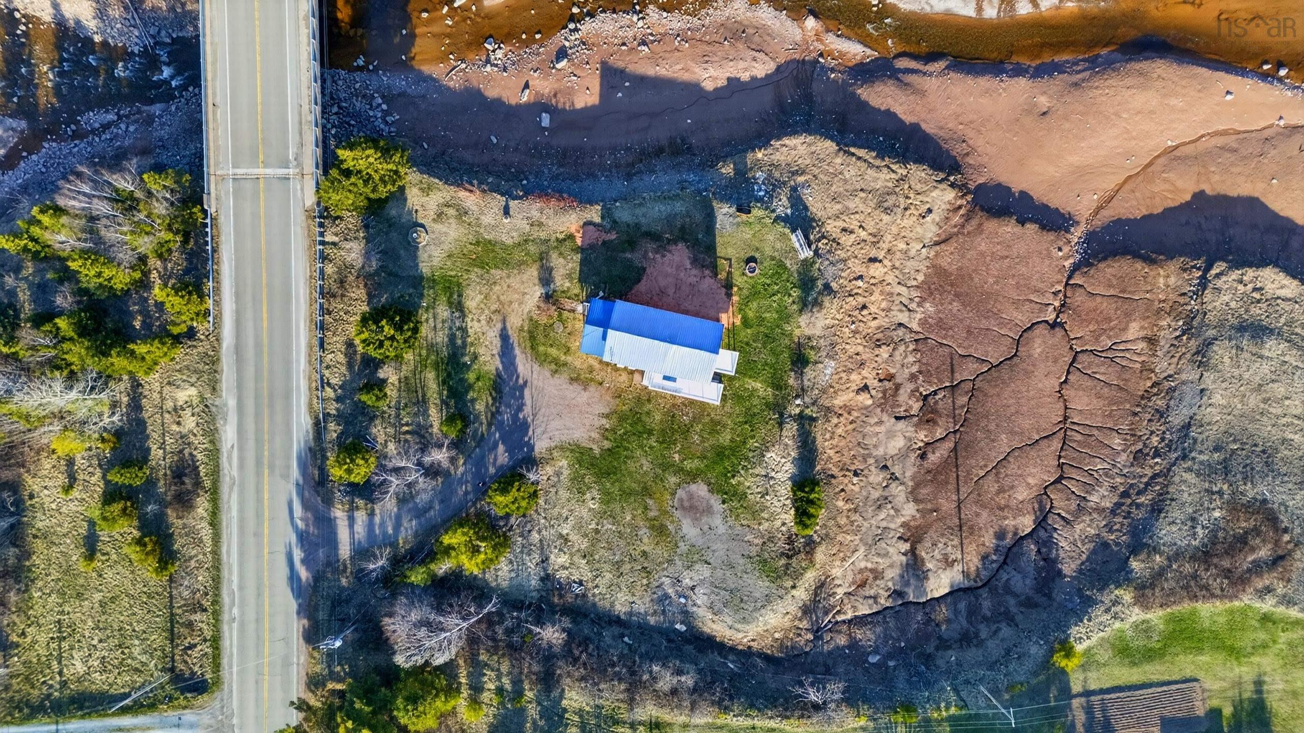 $195,000.00: 376 Highway 2 Highway, Lower Five Islands