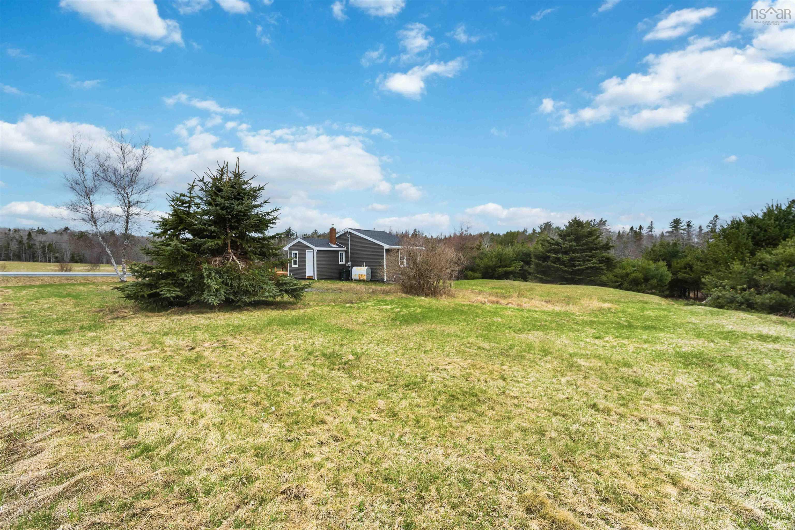 $259,000.00: 1039 Highway 14, Greenfield