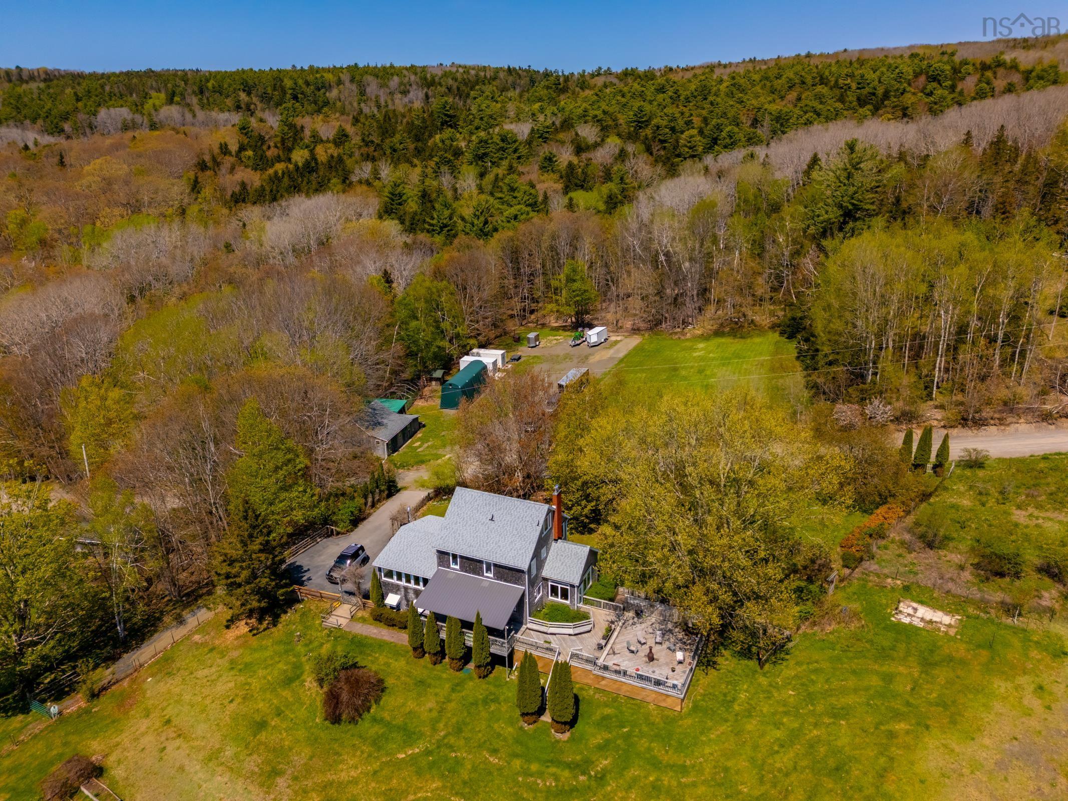 $899,000.00: 481 Chute Road, Bear River