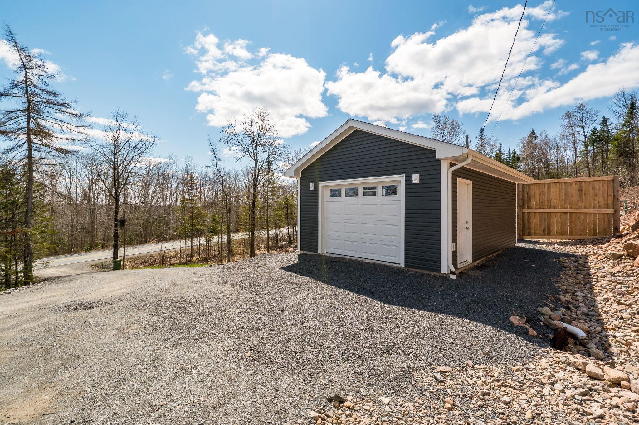 $434,900.00: 2003 Highway 12, Forest Home