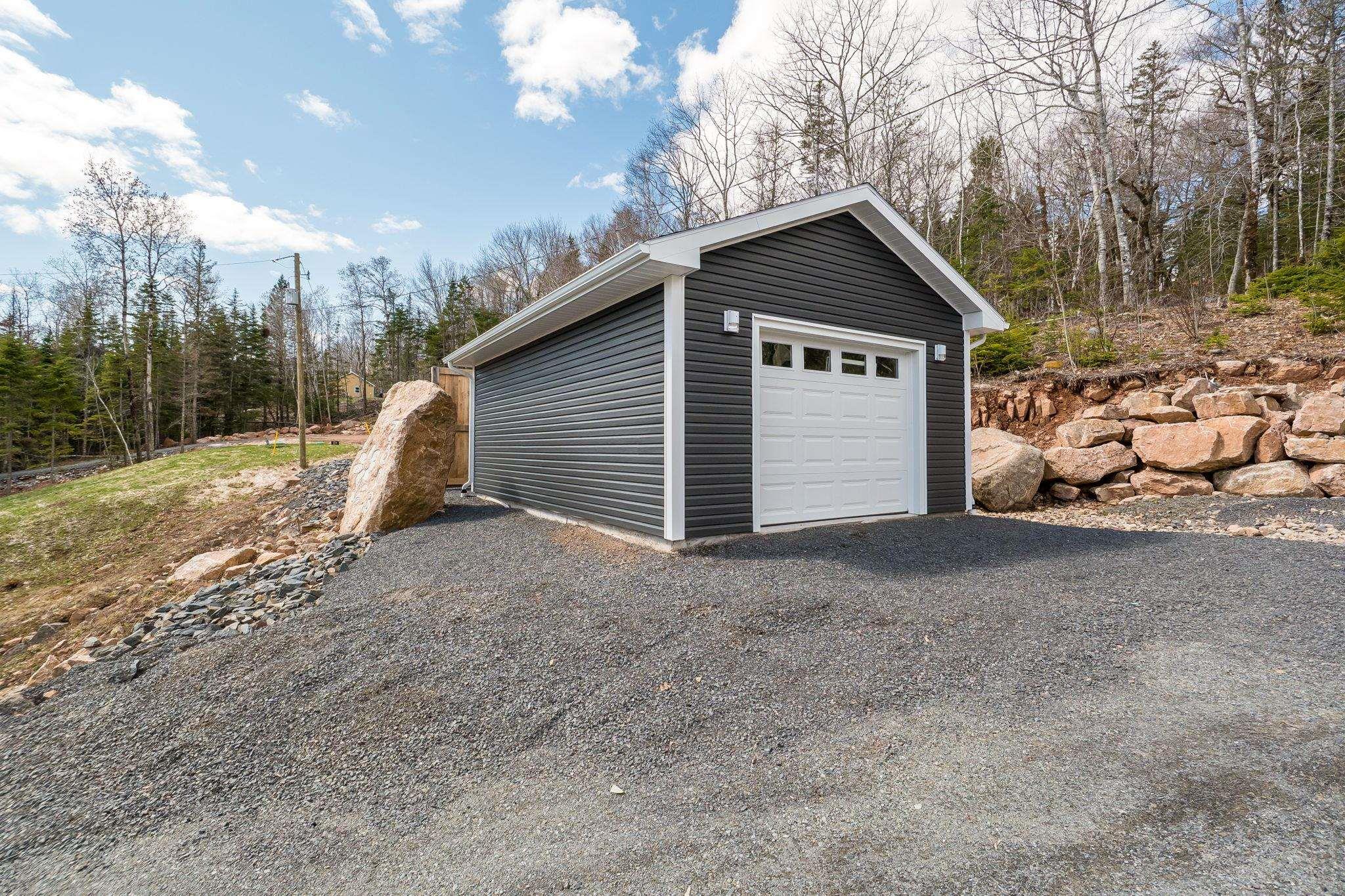 $434,900.00: 2003 Highway 12, Forest Home