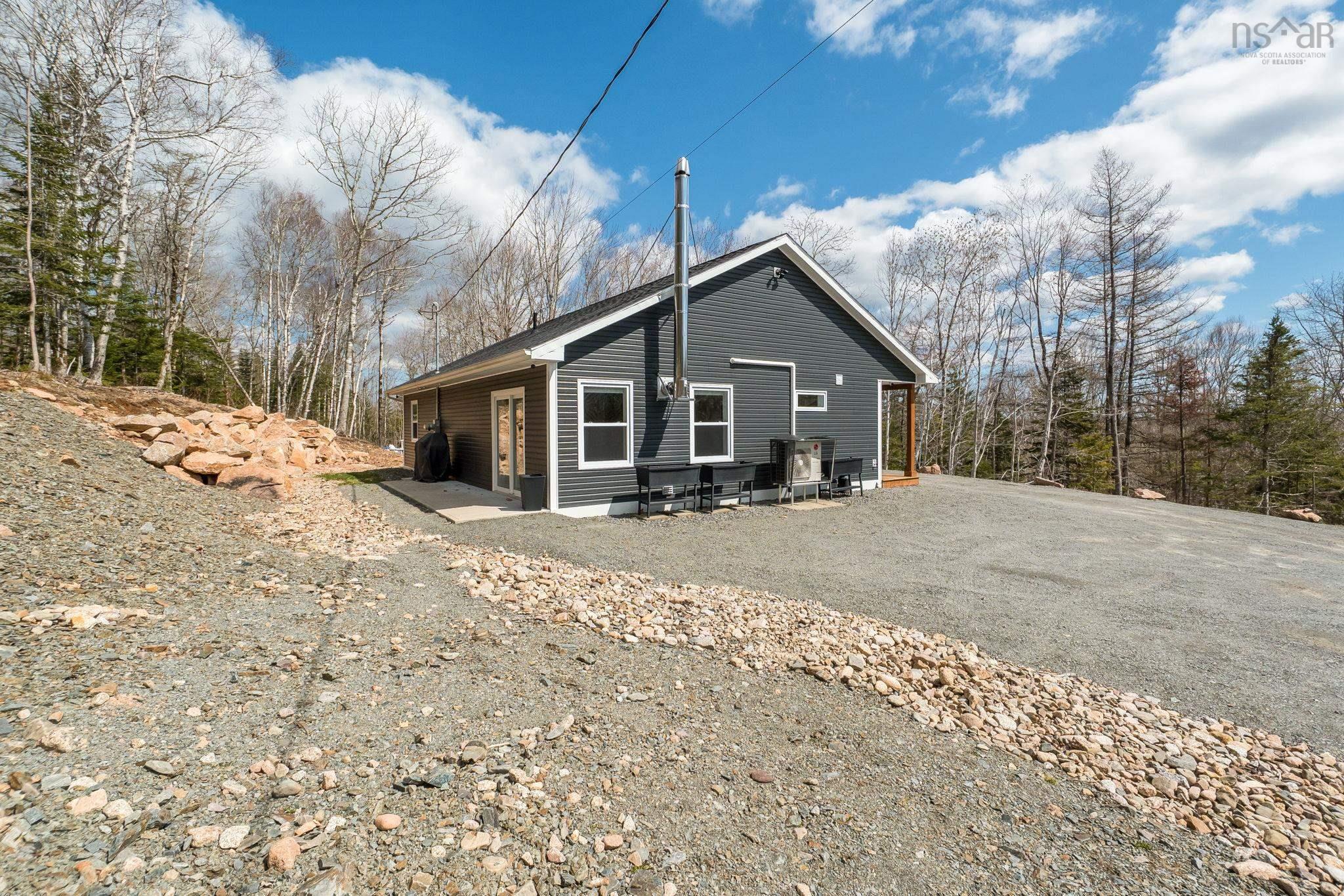 $434,900.00: 2003 Highway 12, Forest Home