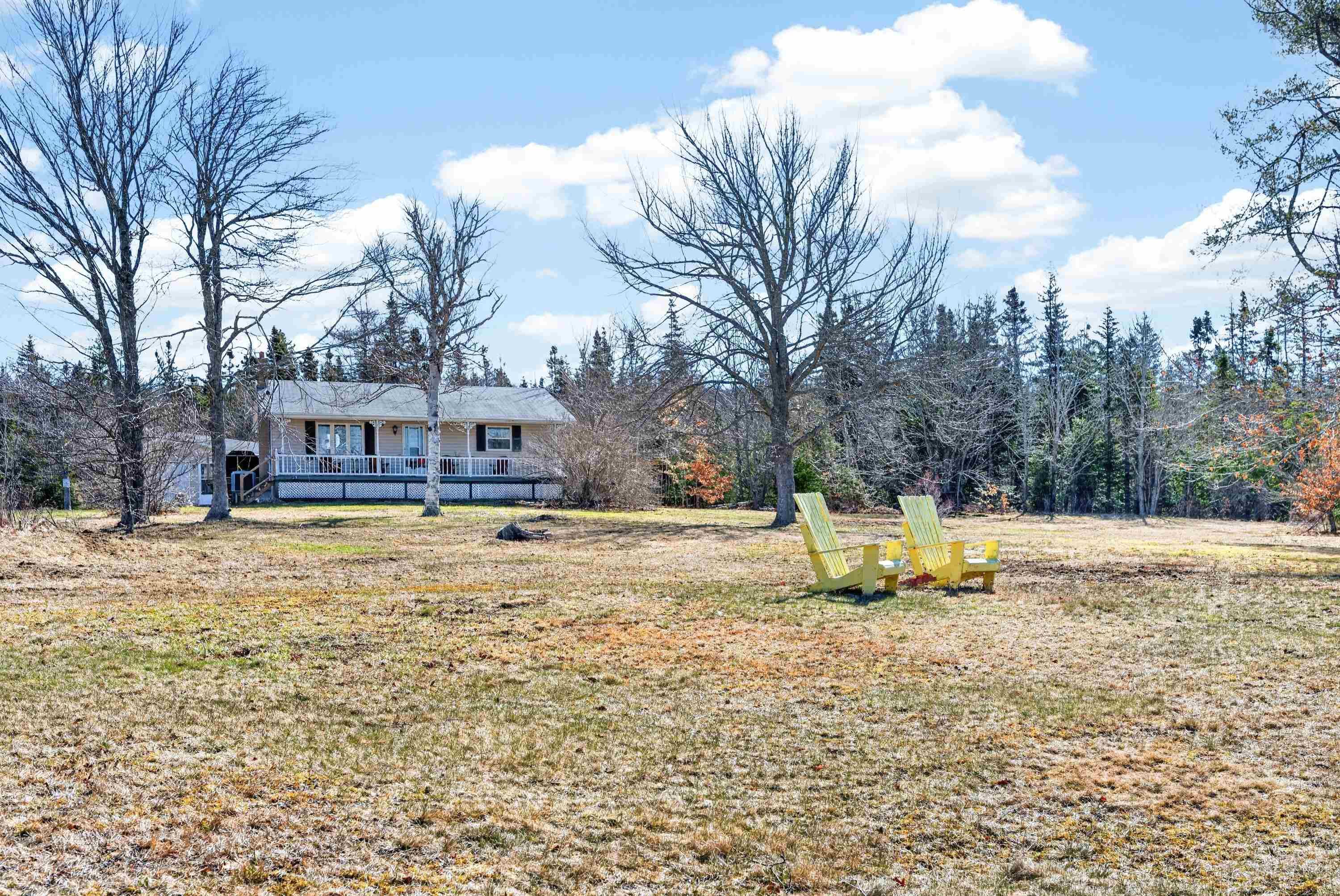 $439,000.00: 6279 Hornes Road, Mira Gut
