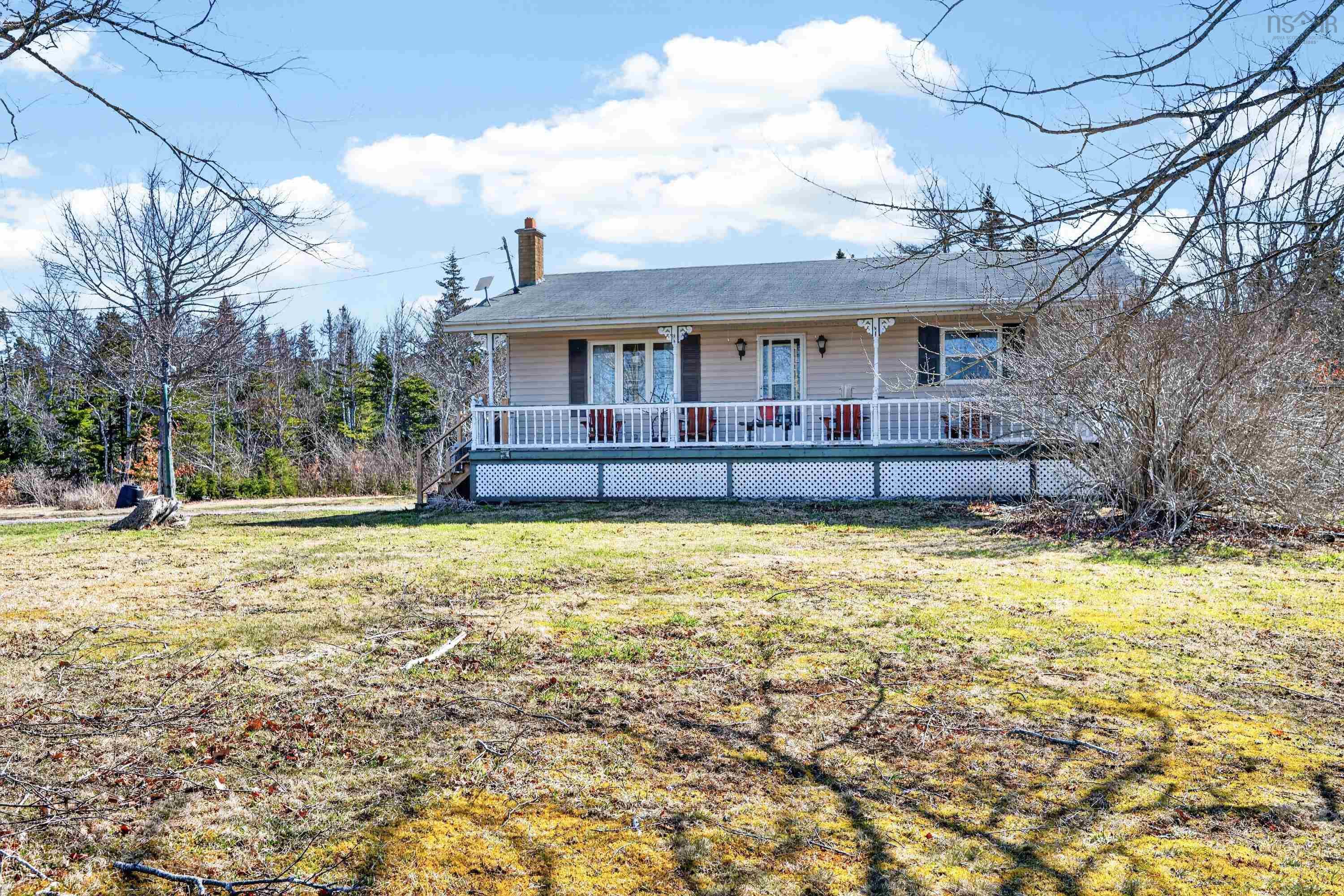 $439,000.00: 6279 Hornes Road, Mira Gut