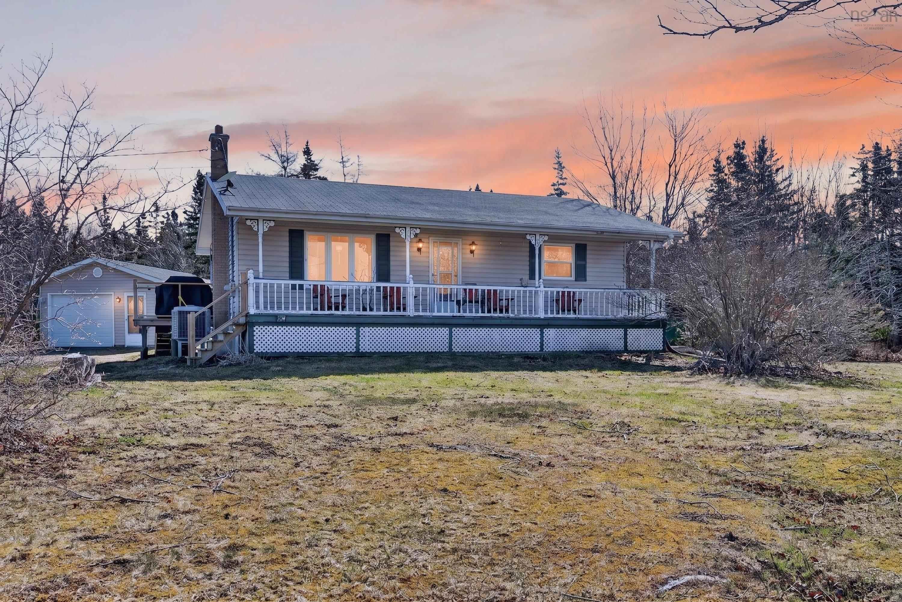 $439,000.00: 6279 Hornes Road, Mira Gut
