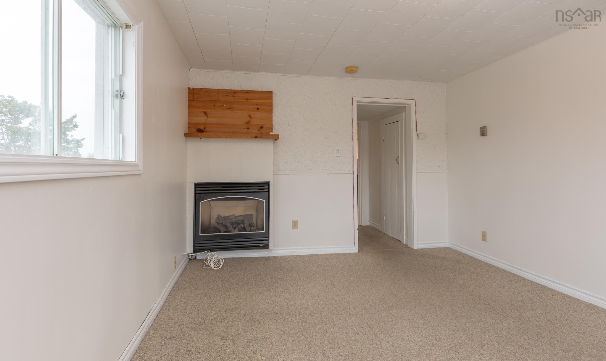 $277,000.00: 805 Highway 1, Hebron