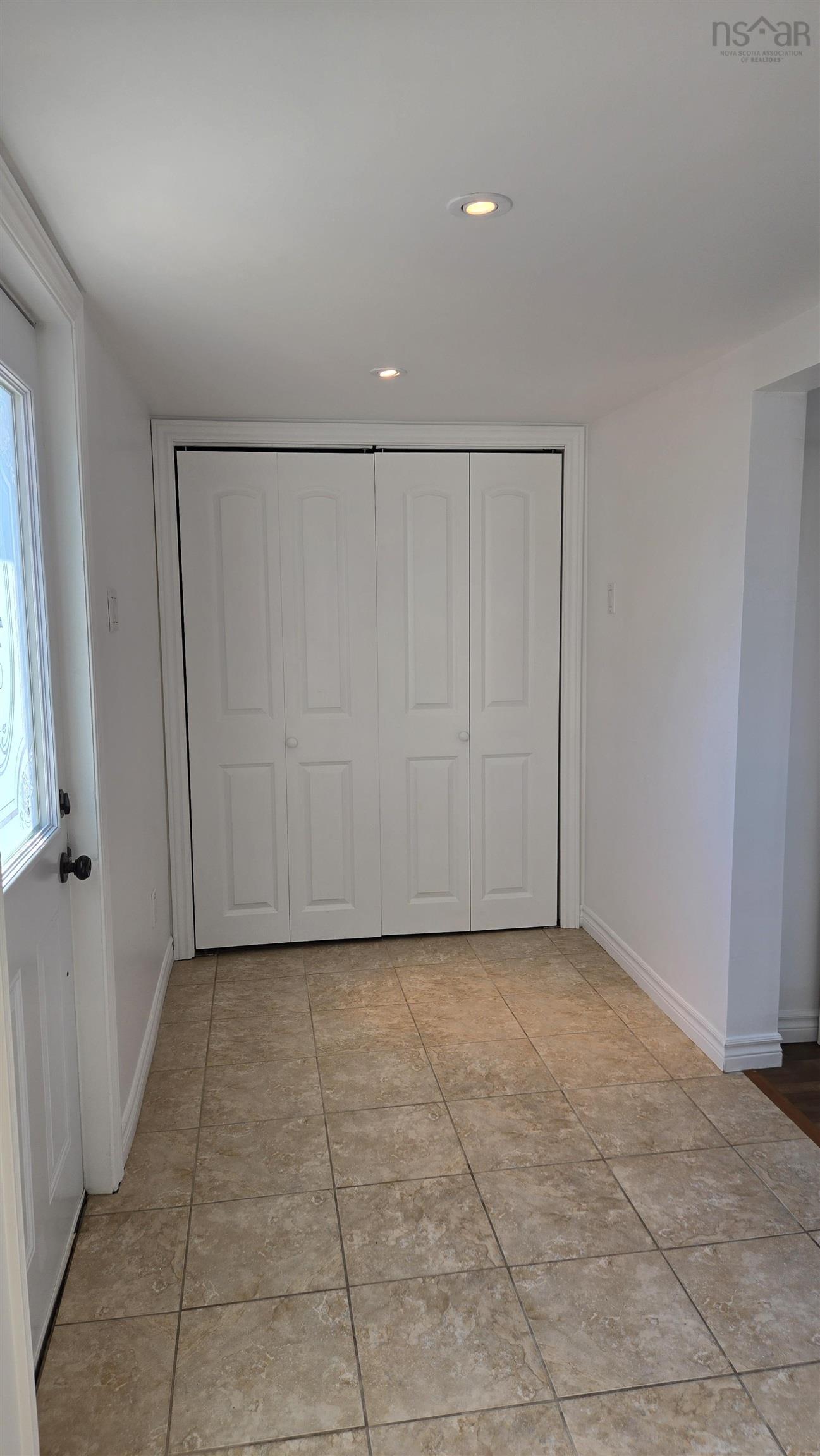$277,000.00: 805 Highway 1, Hebron