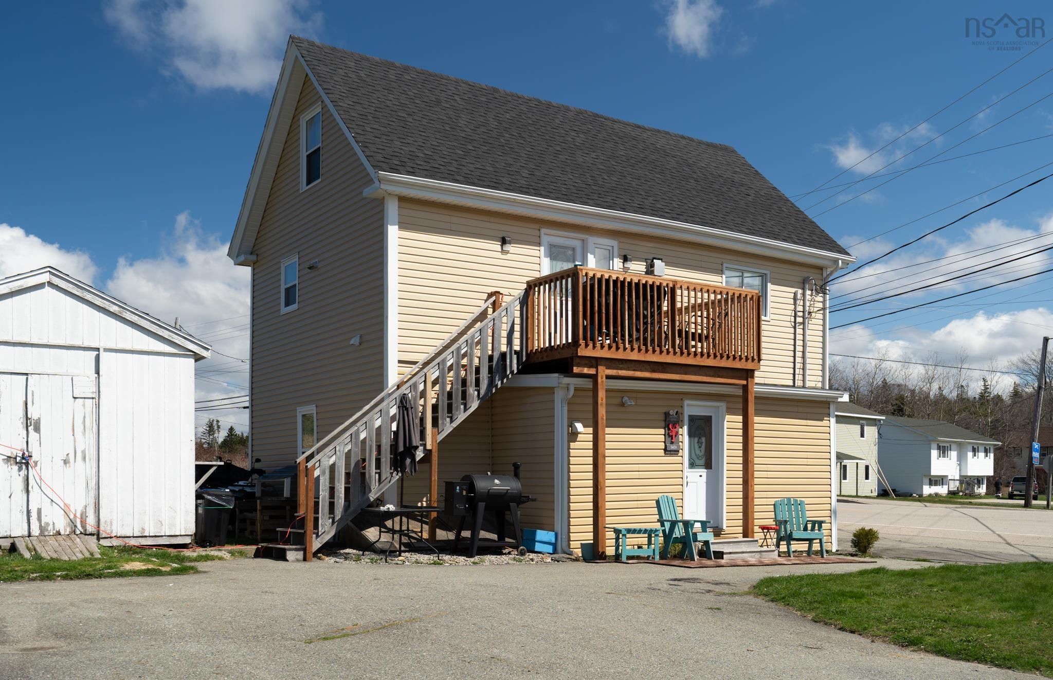 $277,000.00: 805 Highway 1, Hebron