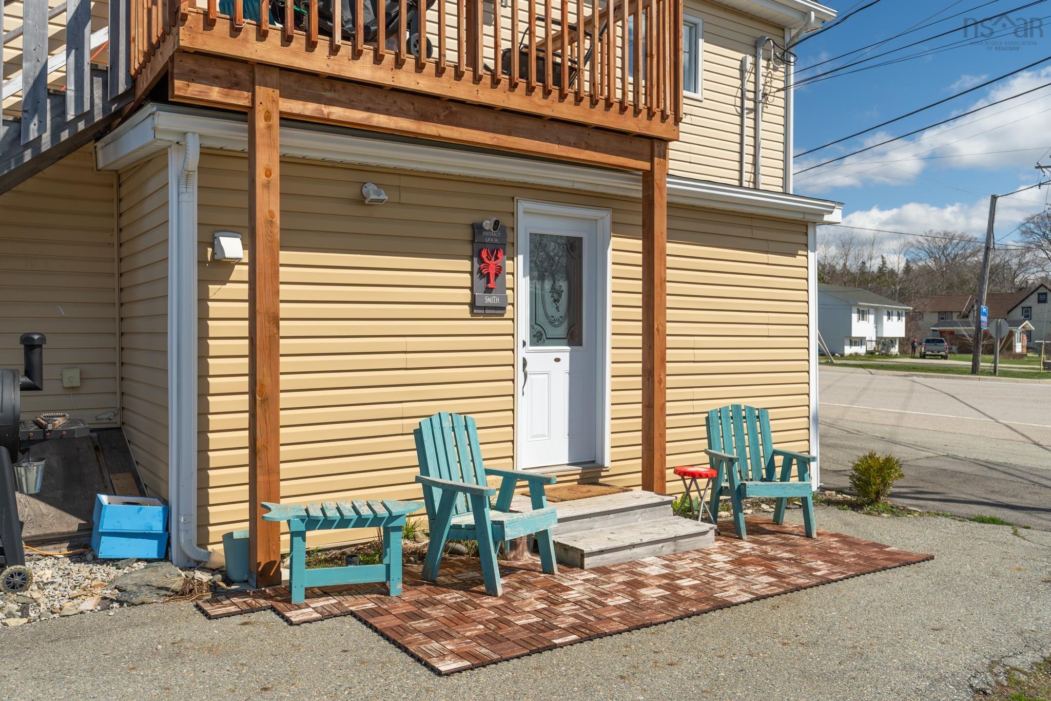 $277,000.00: 805 Highway 1, Hebron
