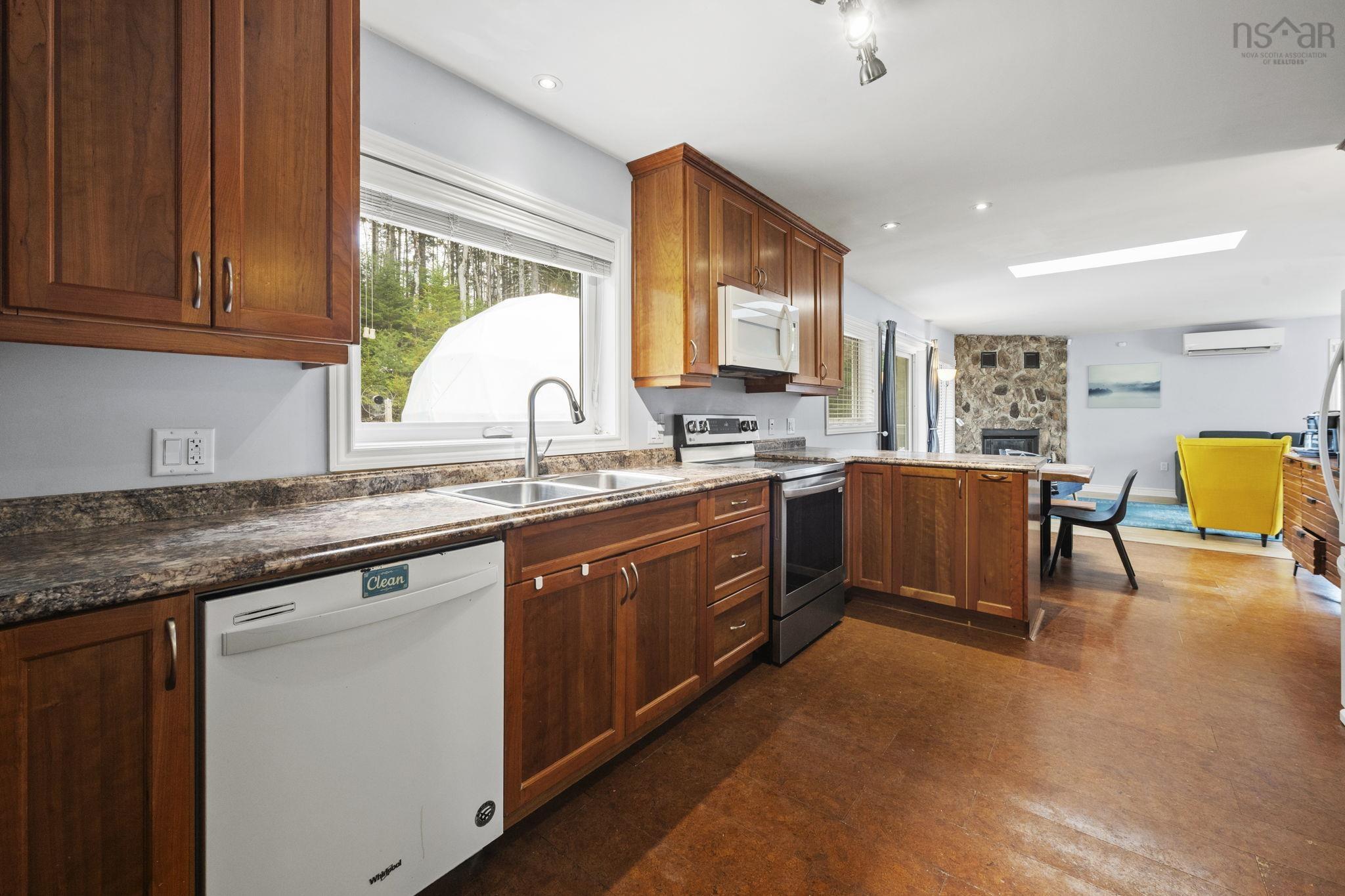 163 Lakeland Street, Beaver Bank, NS (MLS 202608788)