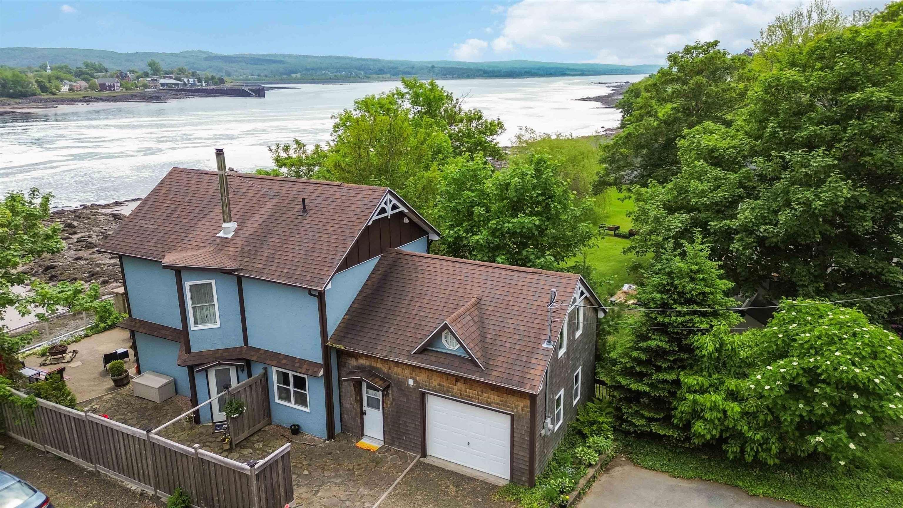 $499,000.00: 5438 Granville Road, Granville Ferry