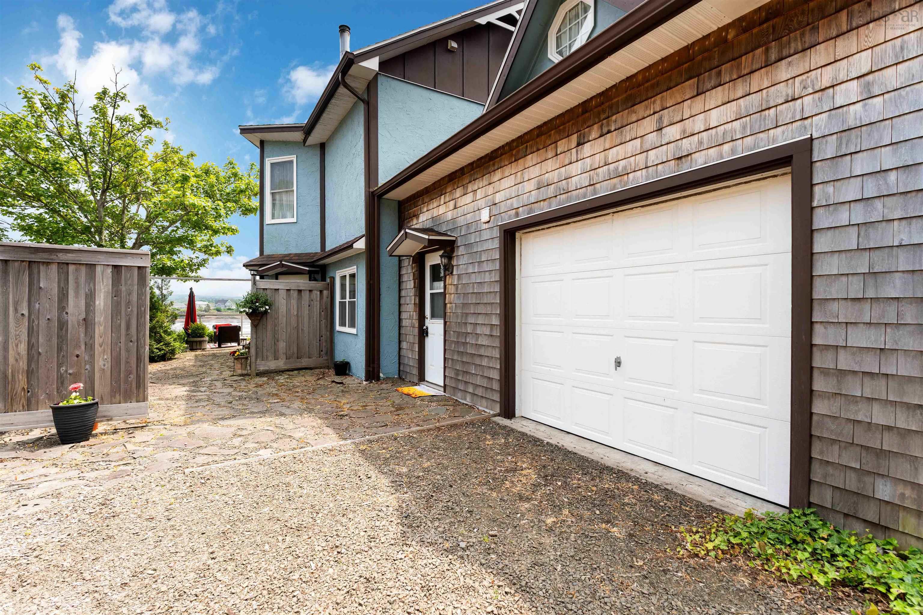 $499,000.00: 5438 Granville Road, Granville Ferry
