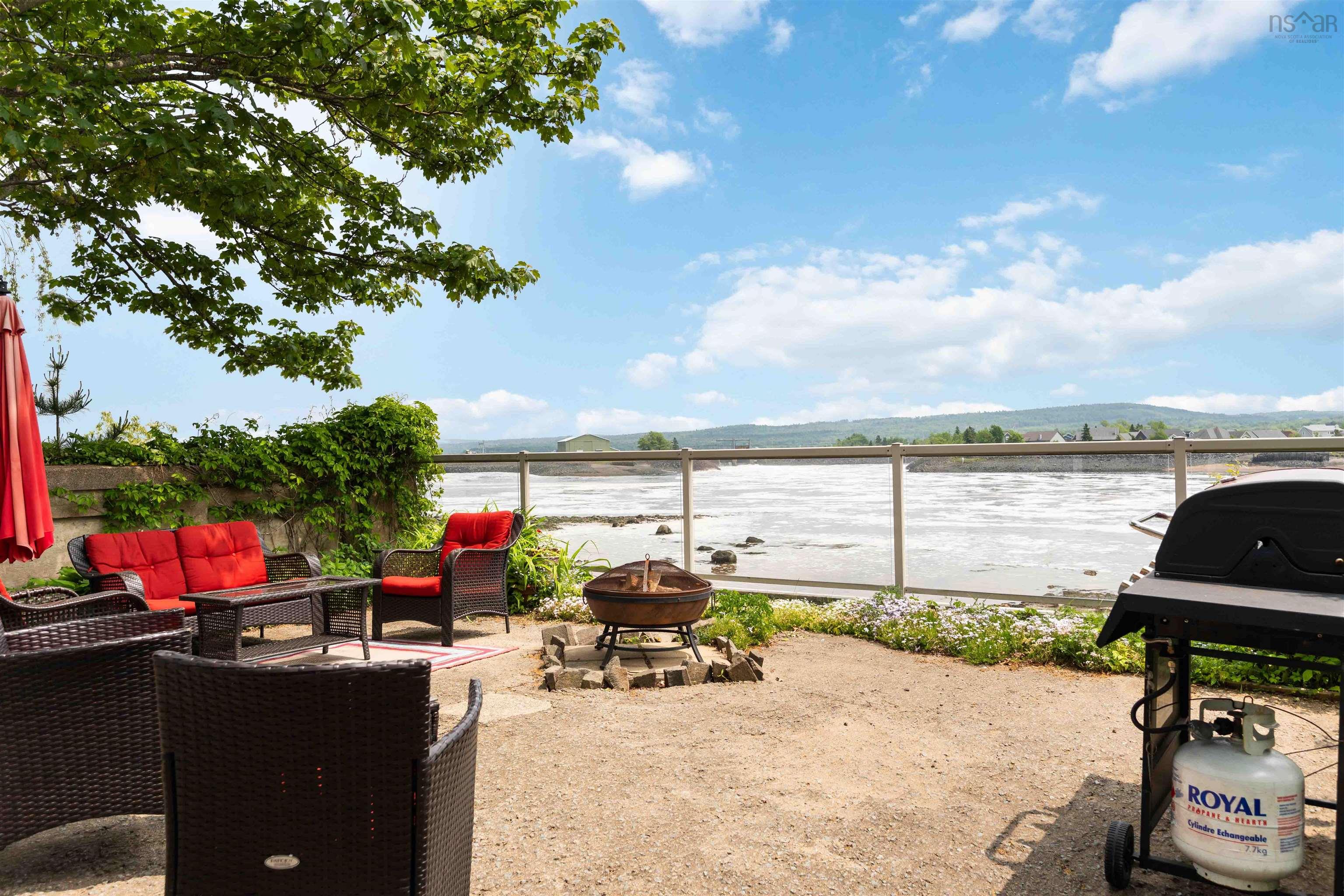 $499,000.00: 5438 Granville Road, Granville Ferry