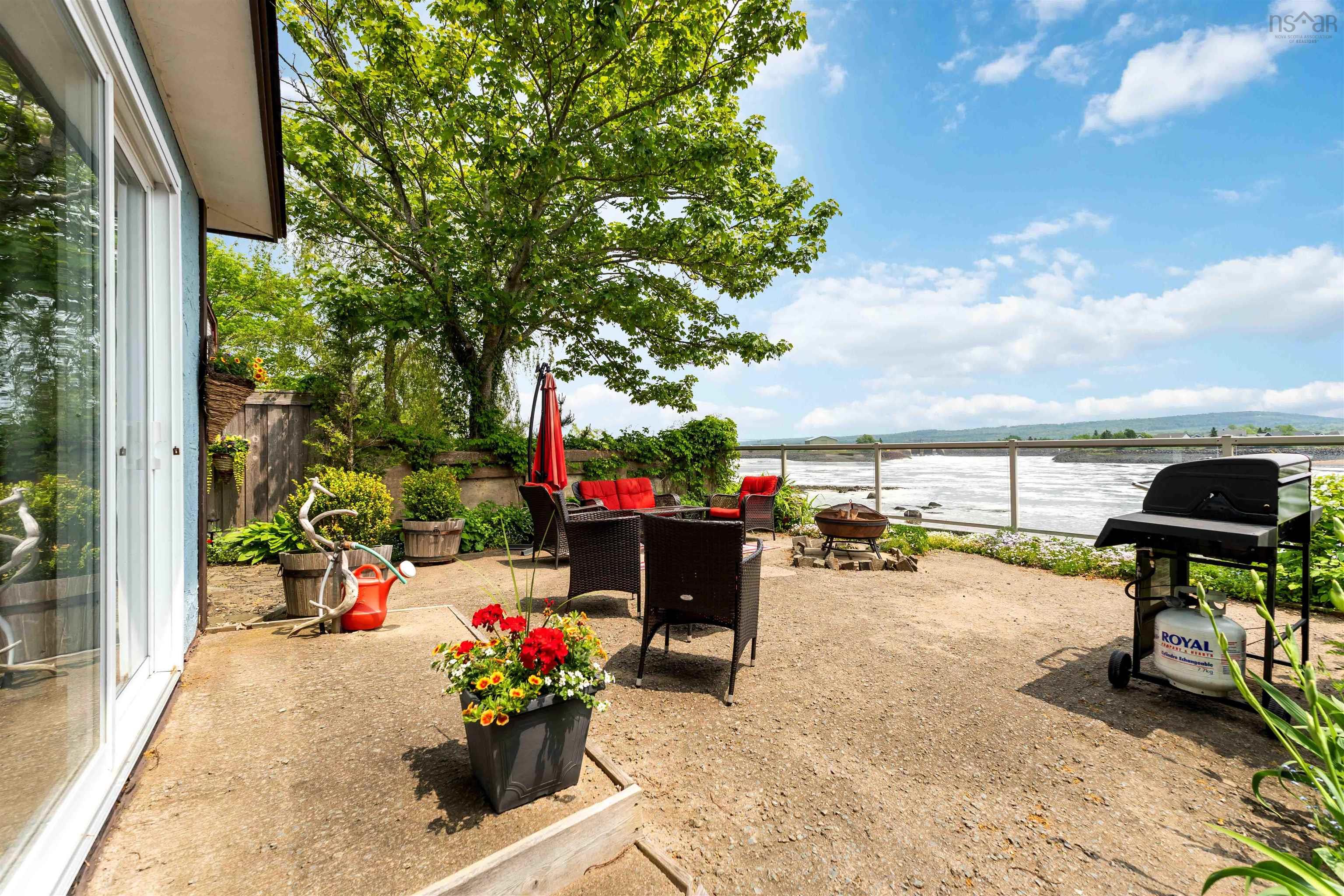 $499,000.00: 5438 Granville Road, Granville Ferry