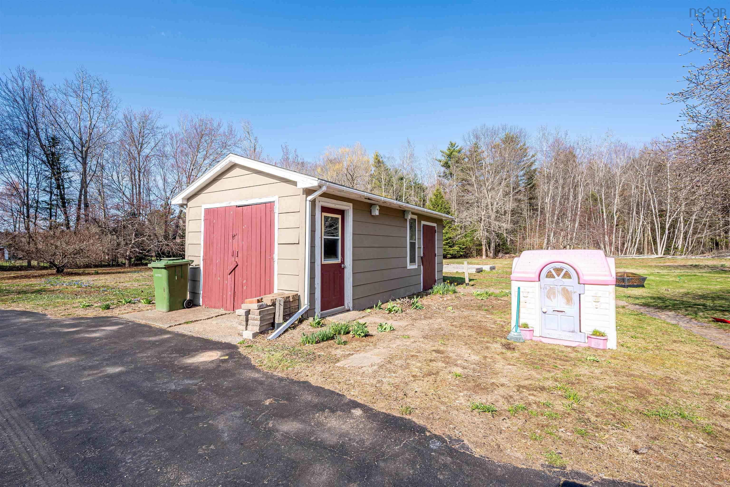 $524,900.00: 90 Parrish Road, Woodville