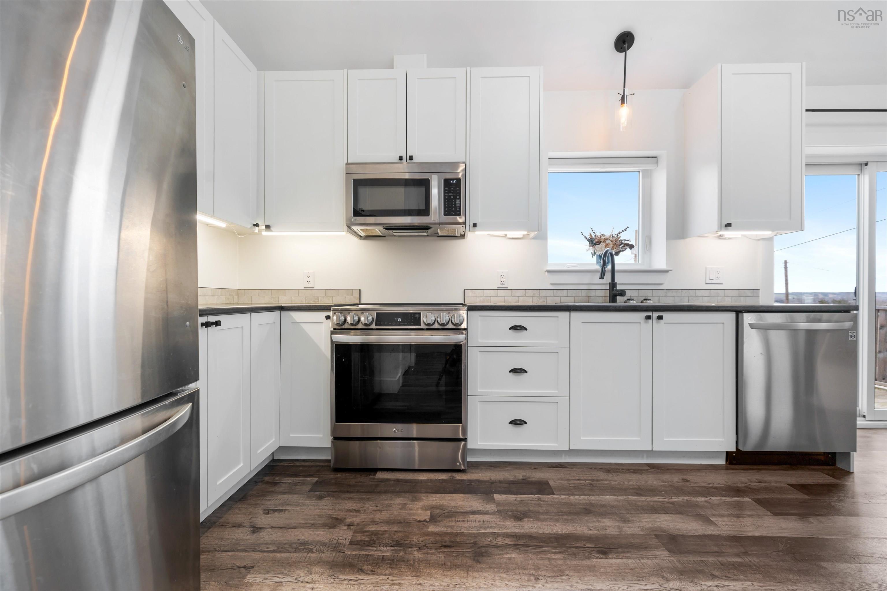 $420,000.00: 18 MONARCH Terrace, Truro