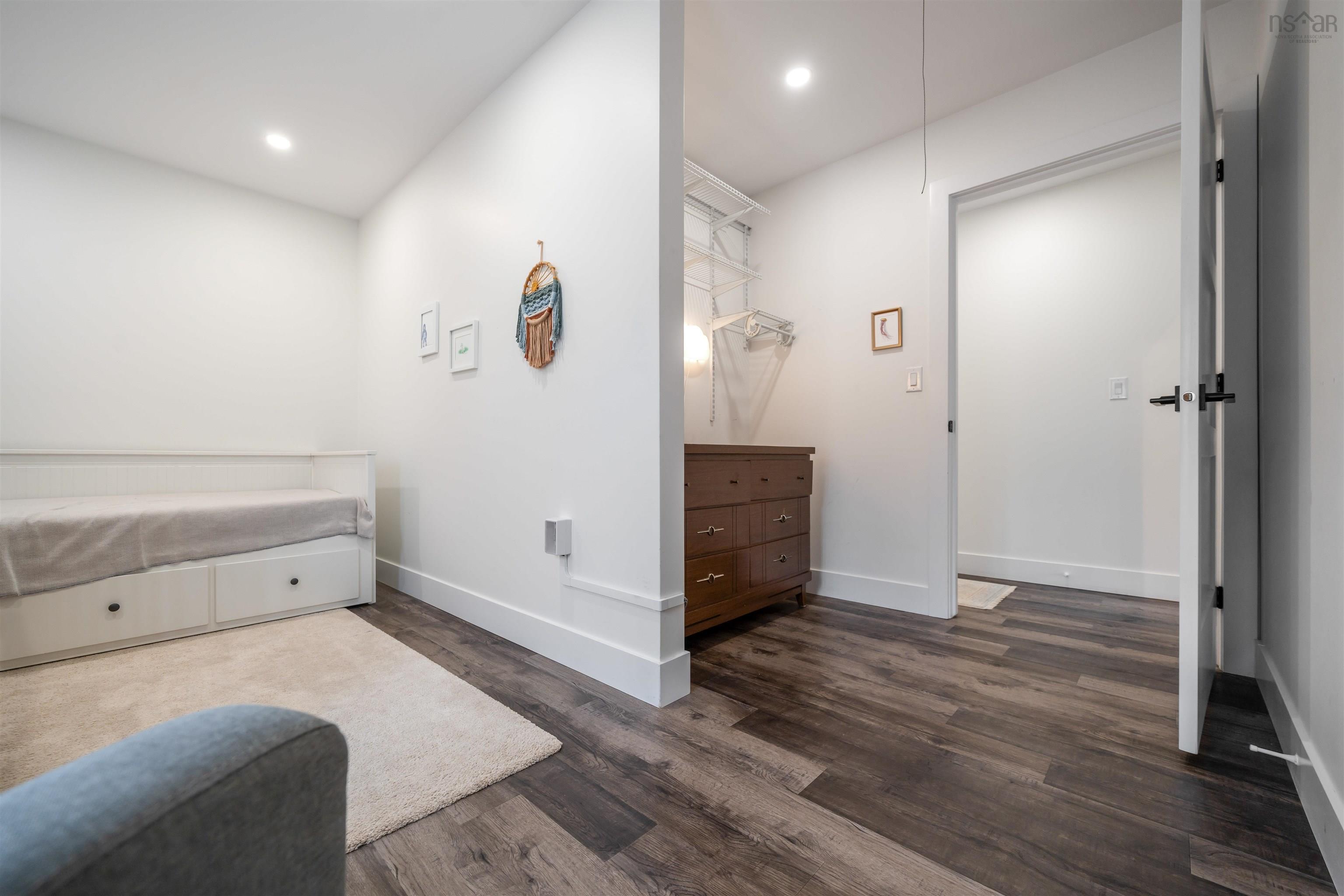 $420,000.00: 18 MONARCH Terrace, Truro