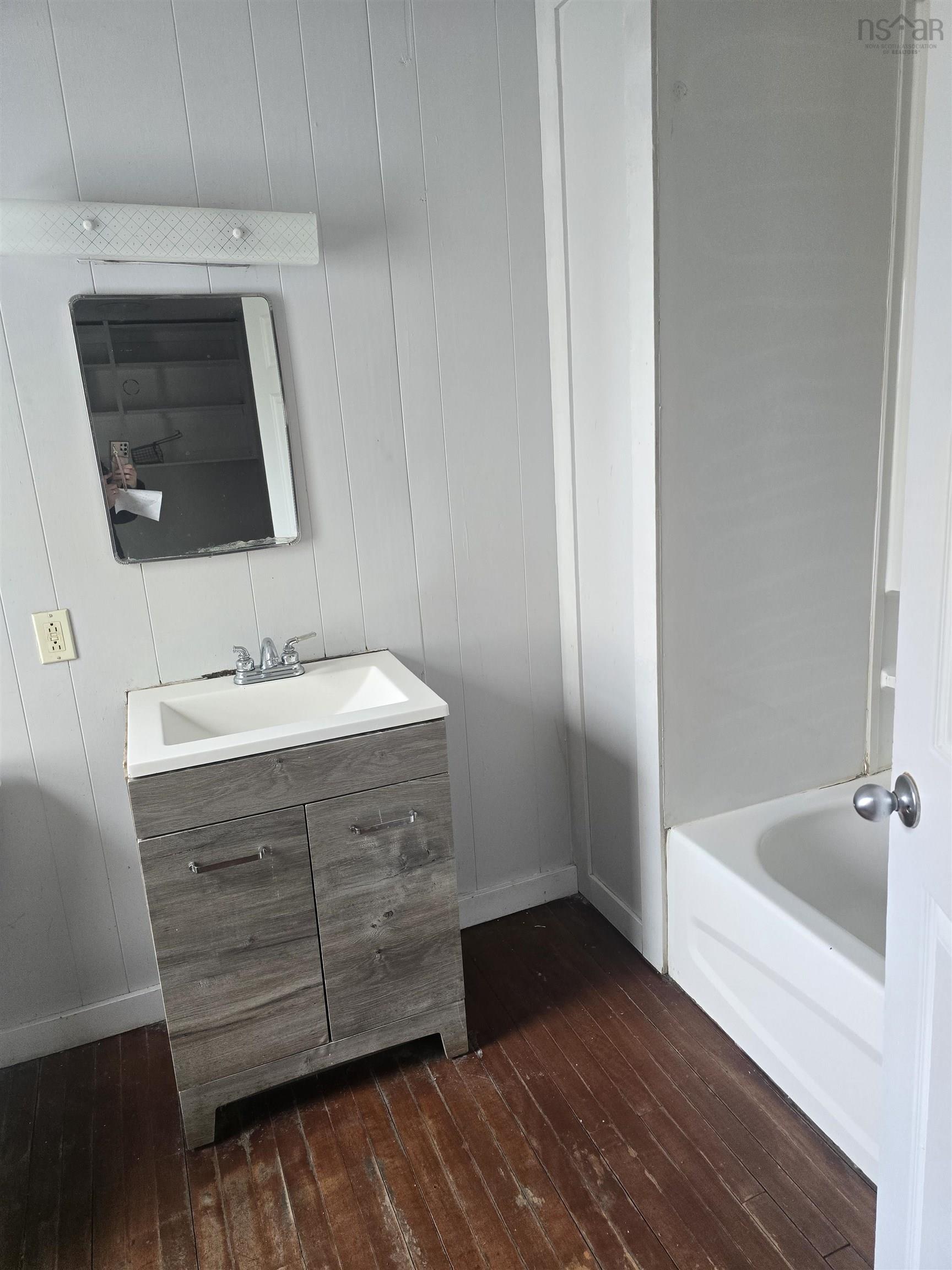 111 Tacoma Drive, Dartmouth, NS (MLS 202608820)