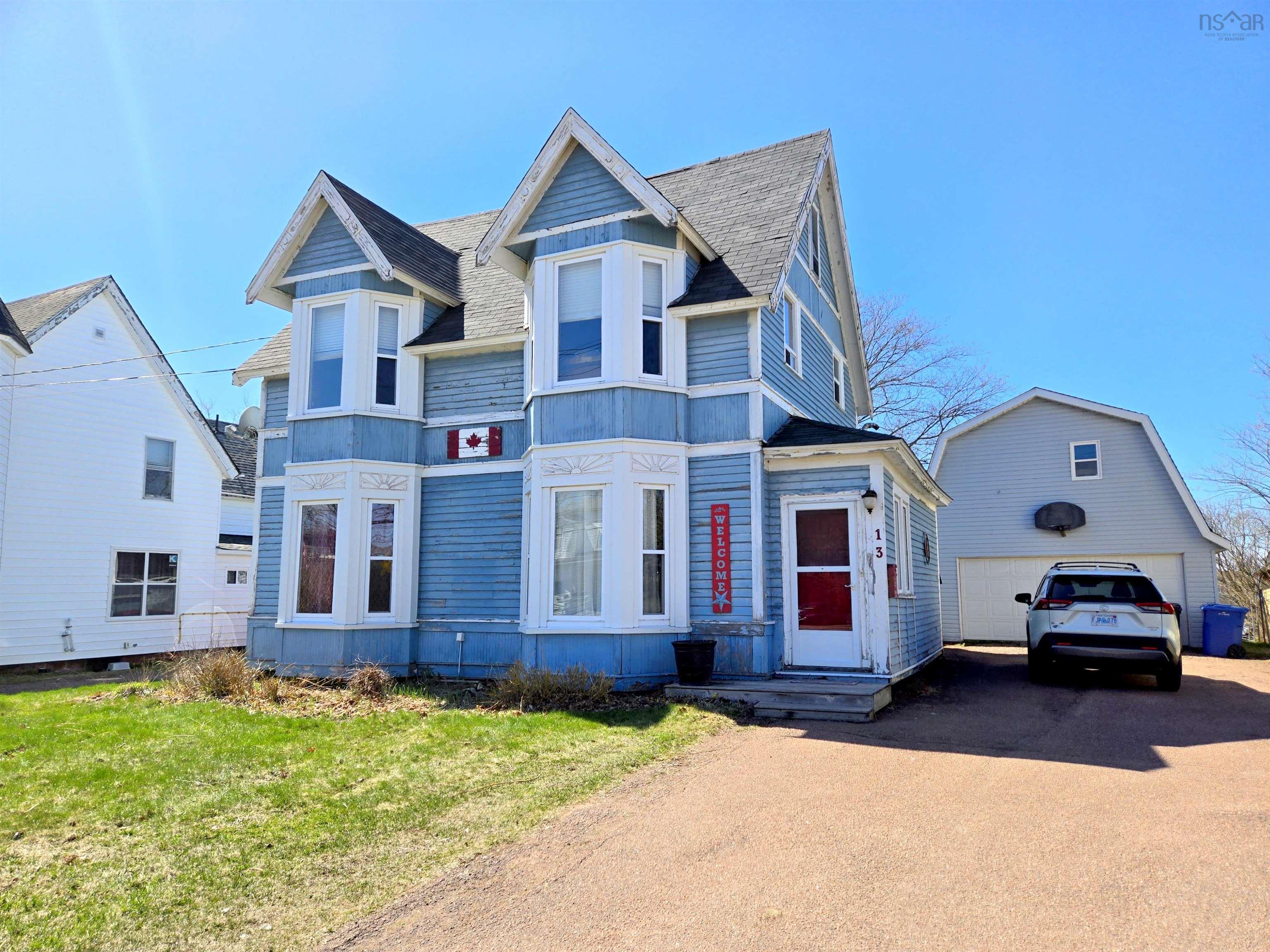 $279,900.00: 13 West Victoria Street, Amherst