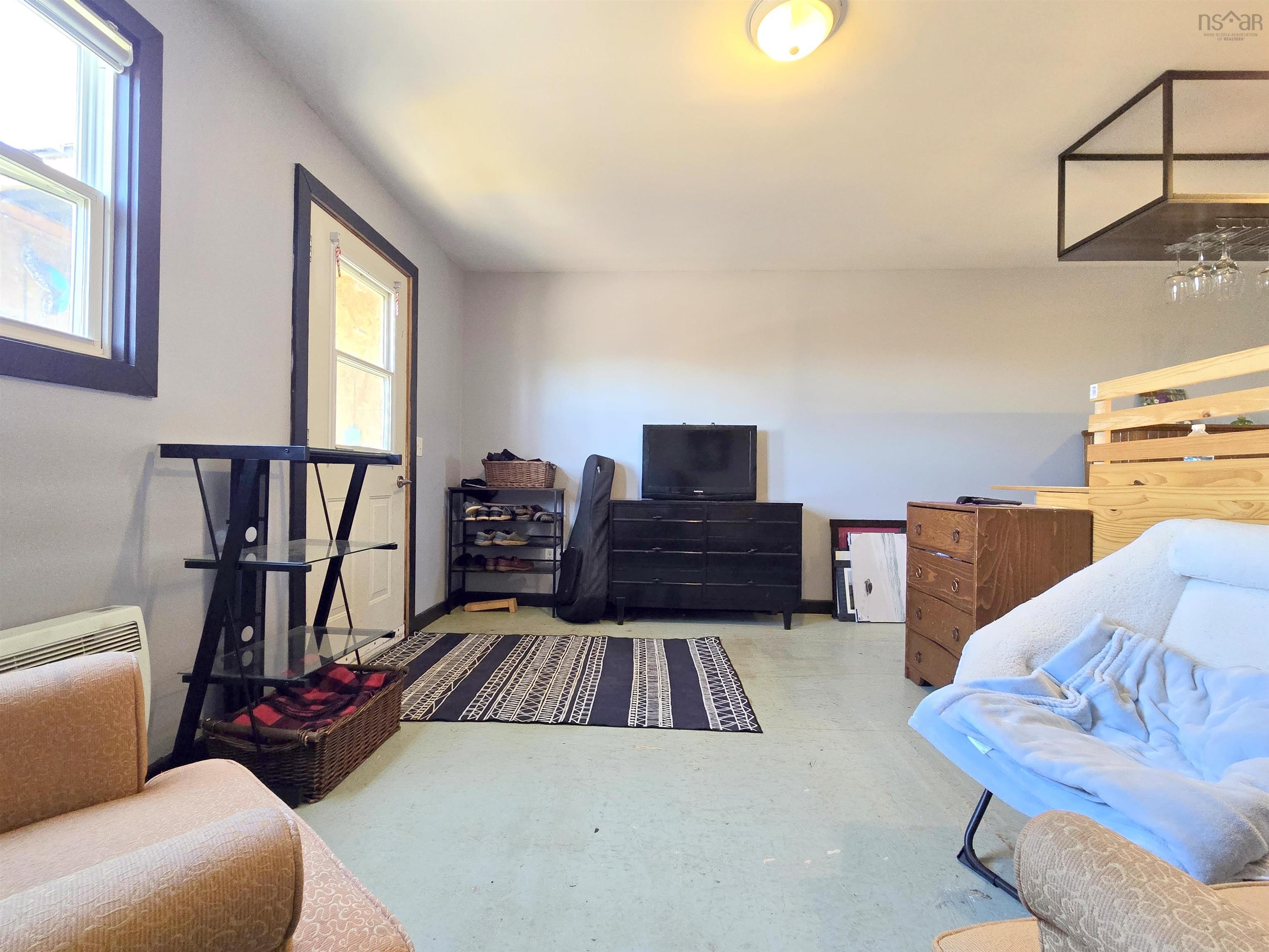 $279,900.00: 13 West Victoria Street, Amherst