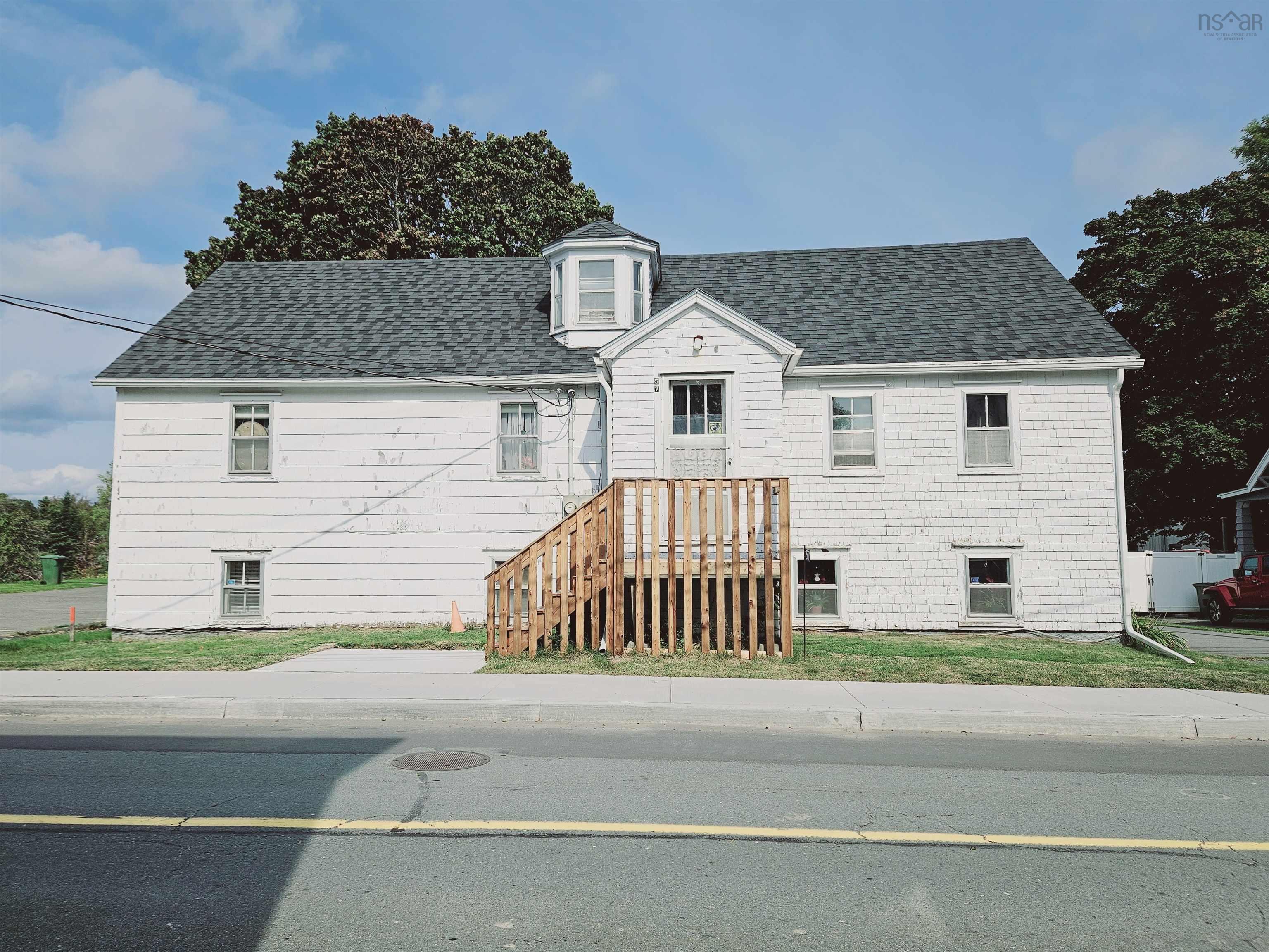 $379,900.00: 57 Tannery Road, Lunenburg