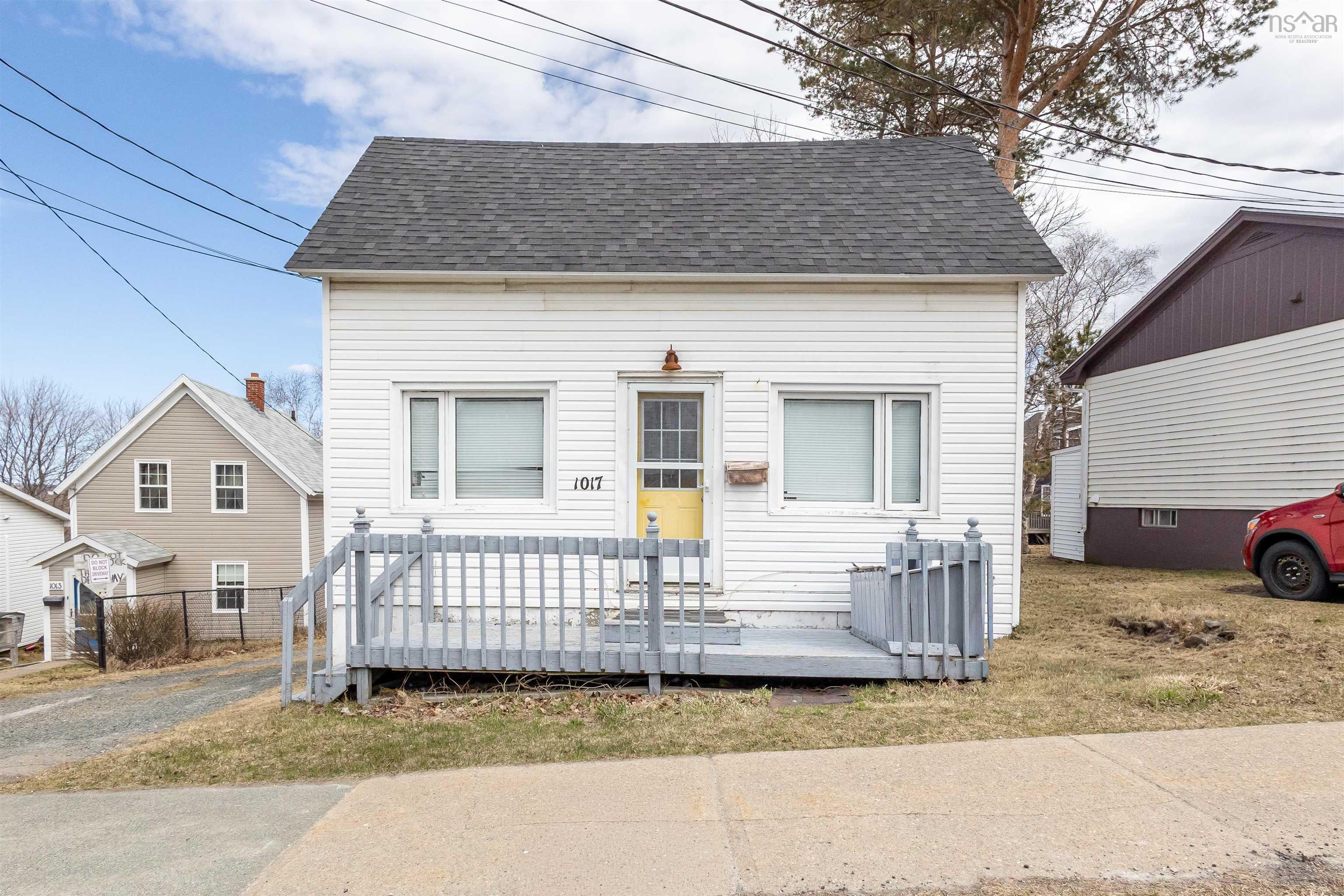 1017 George Street, Sydney, NS (MLS 202608836)
