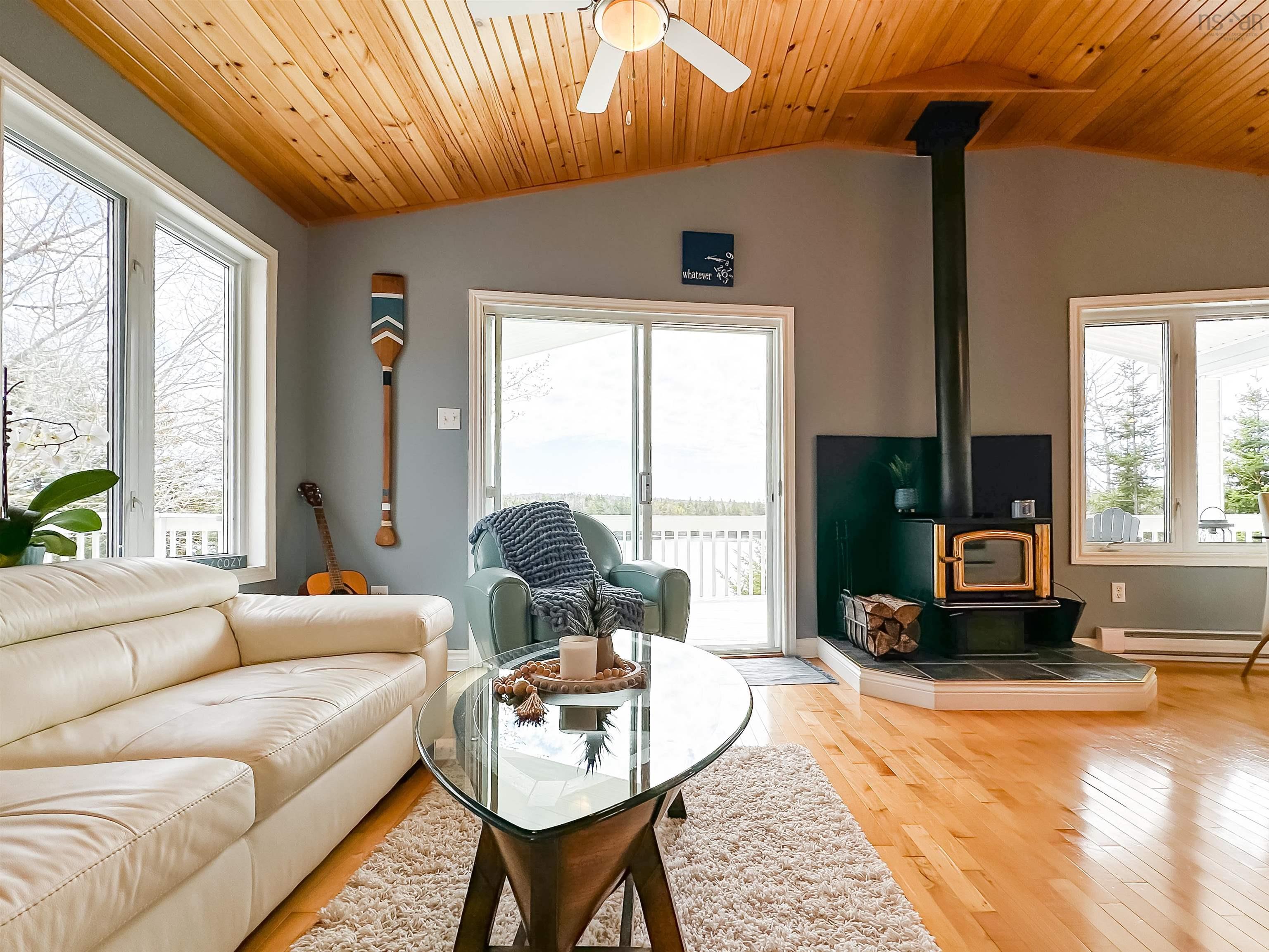 $725,000.00: 158 Spruce Drive, Aylesford Lake