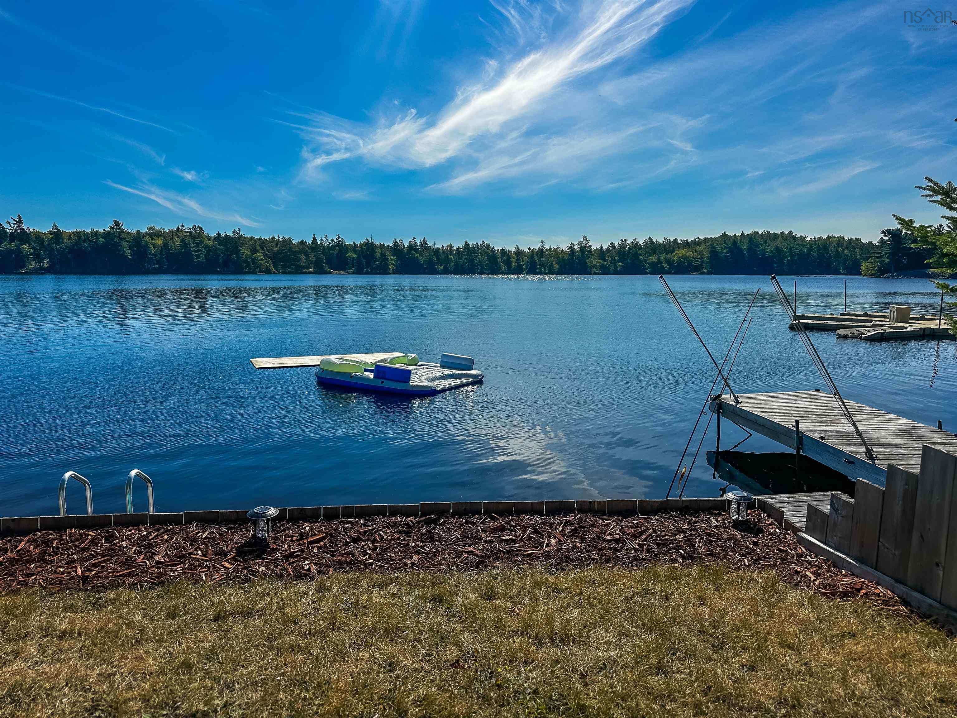 $725,000.00: 158 Spruce Drive, Aylesford Lake