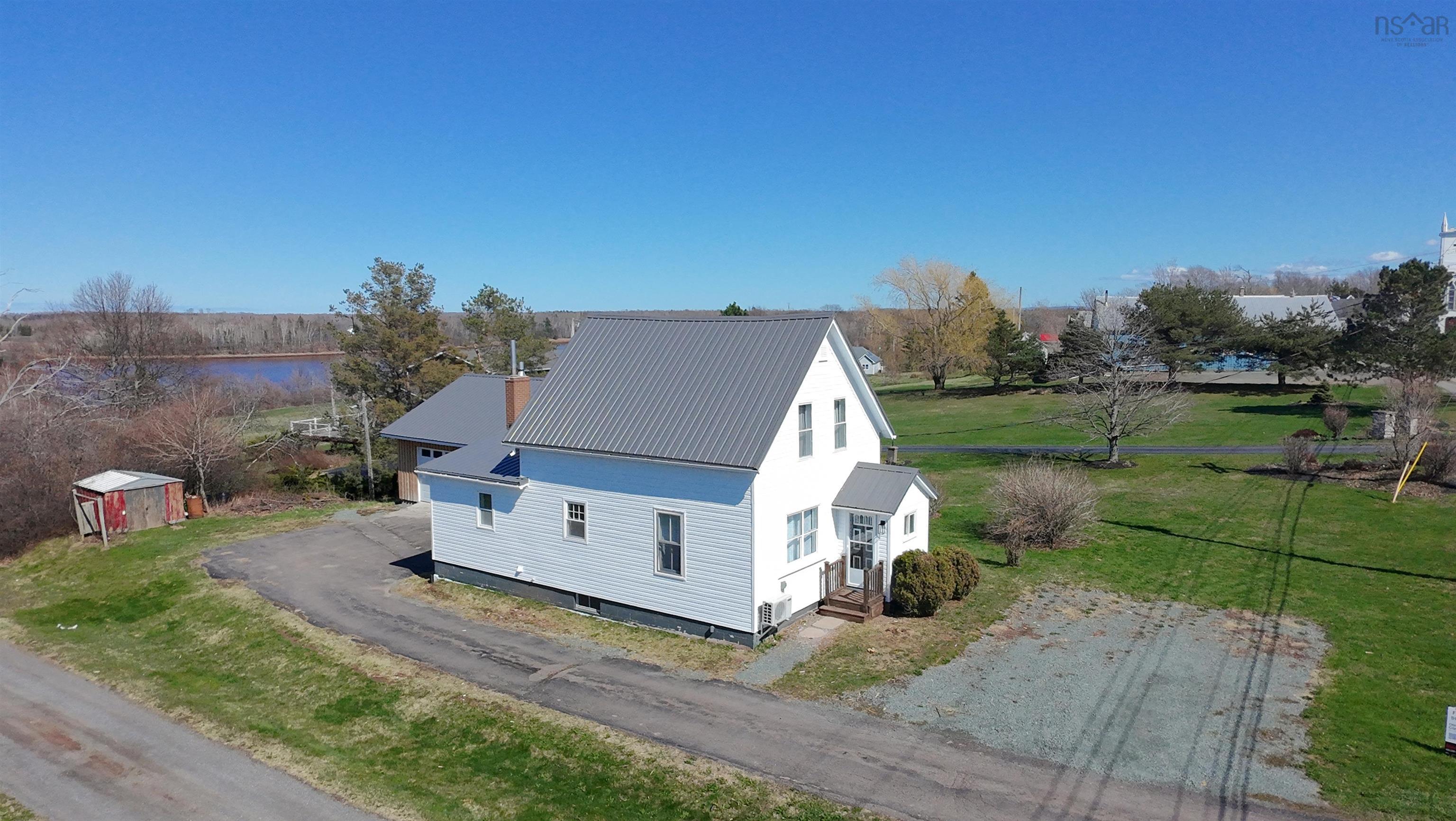 $299,900.00: 161 Main Street, Tatamagouche